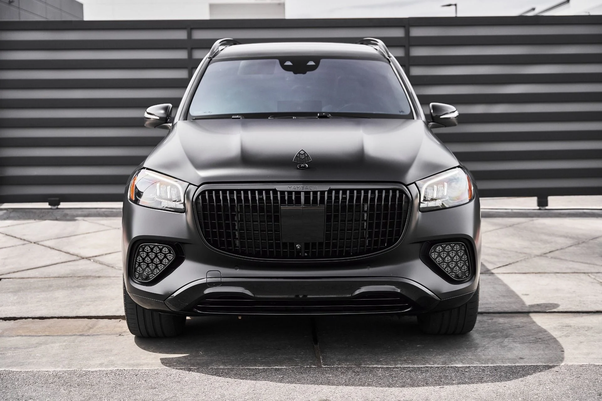 mph014_4047282840_Used_2024_Mercedes_Benz_GLS_Maybach_GLS_600_1776550565_9fbb8dfa55