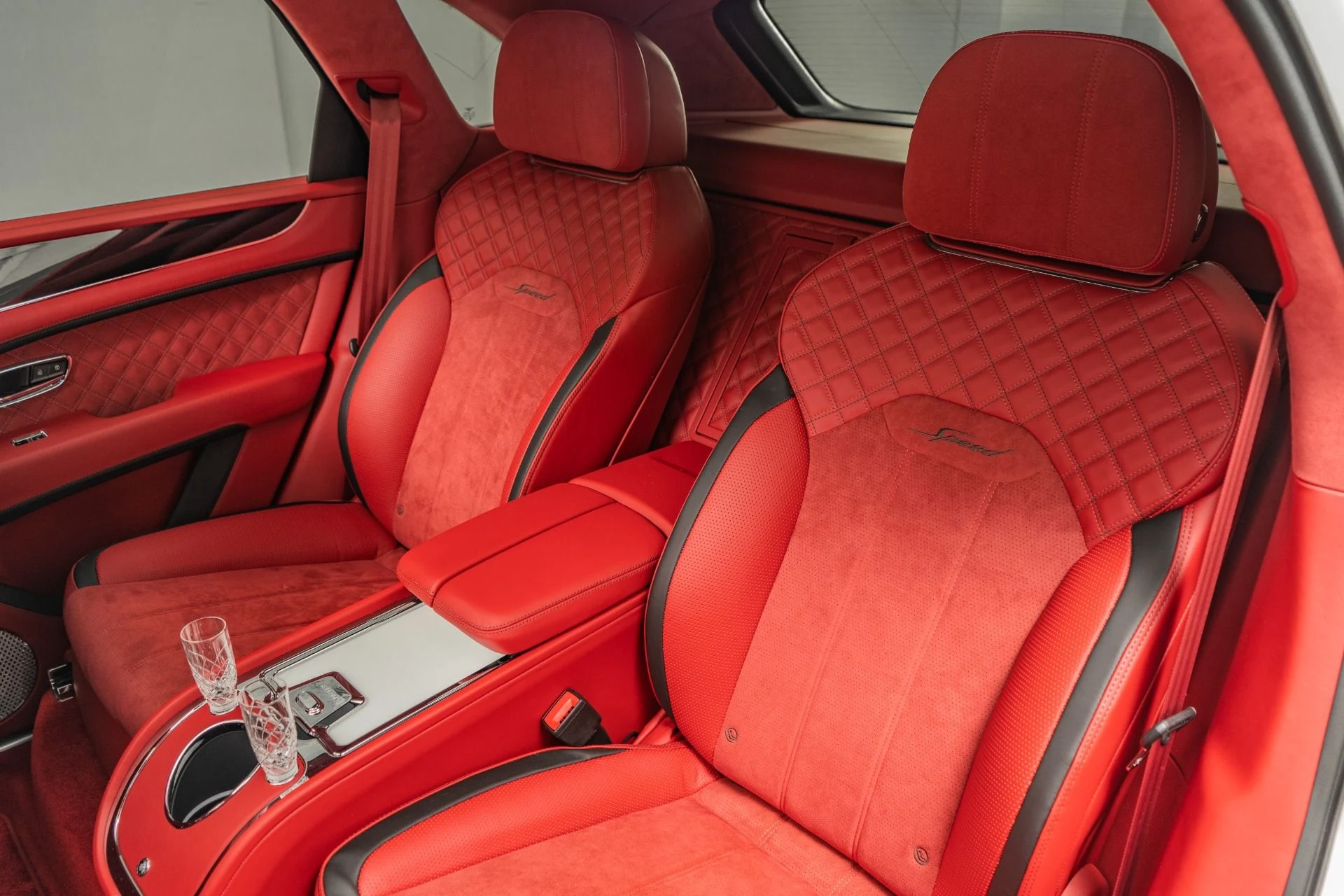 mph014_4051560559_Used_2021_Bentley_Bentayga_Speed_1703020242_89447d2c80