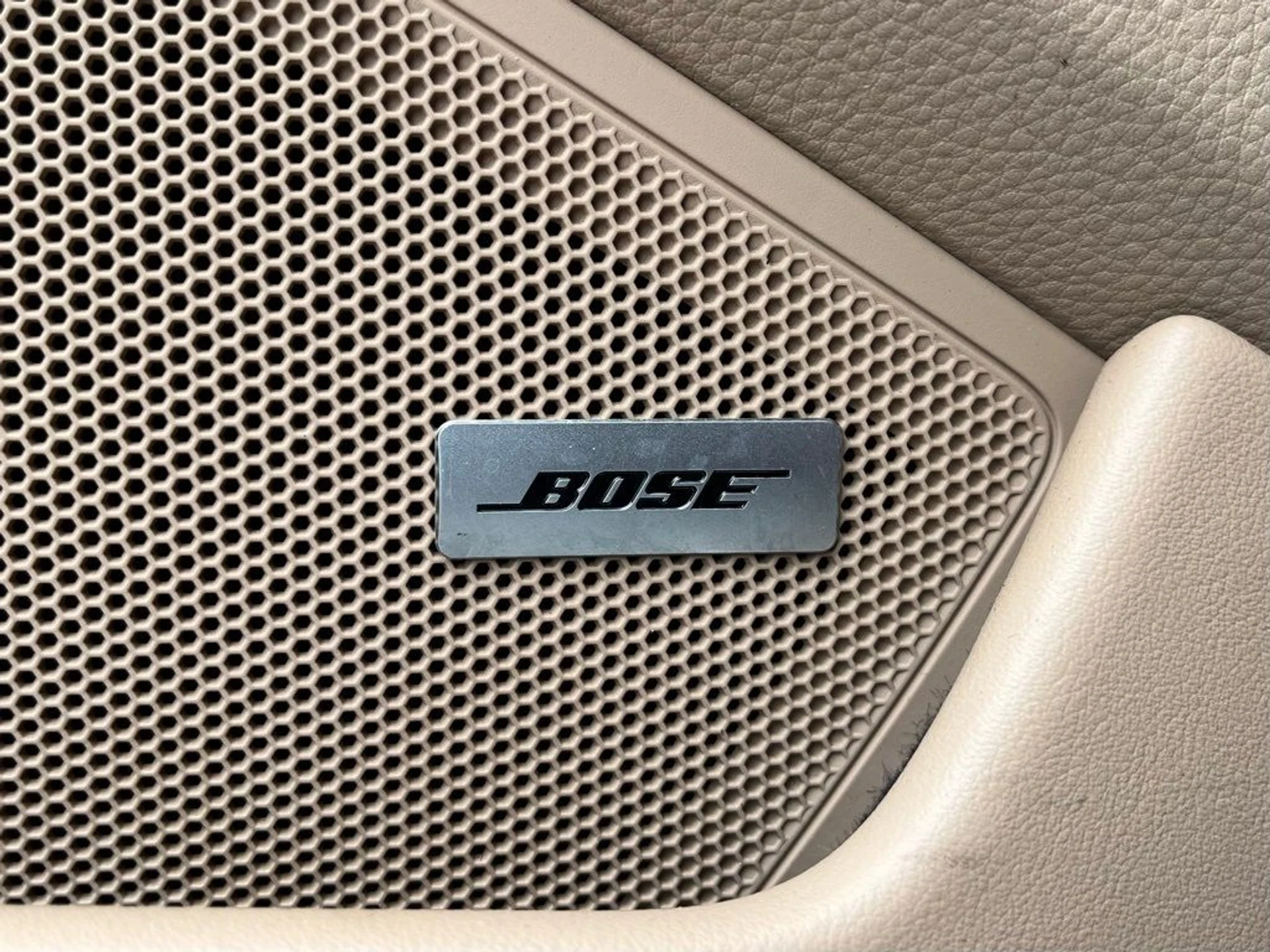 mph014_4057433311_f3c7fb2f04c2090bb81269162811e308_f5811e1d71