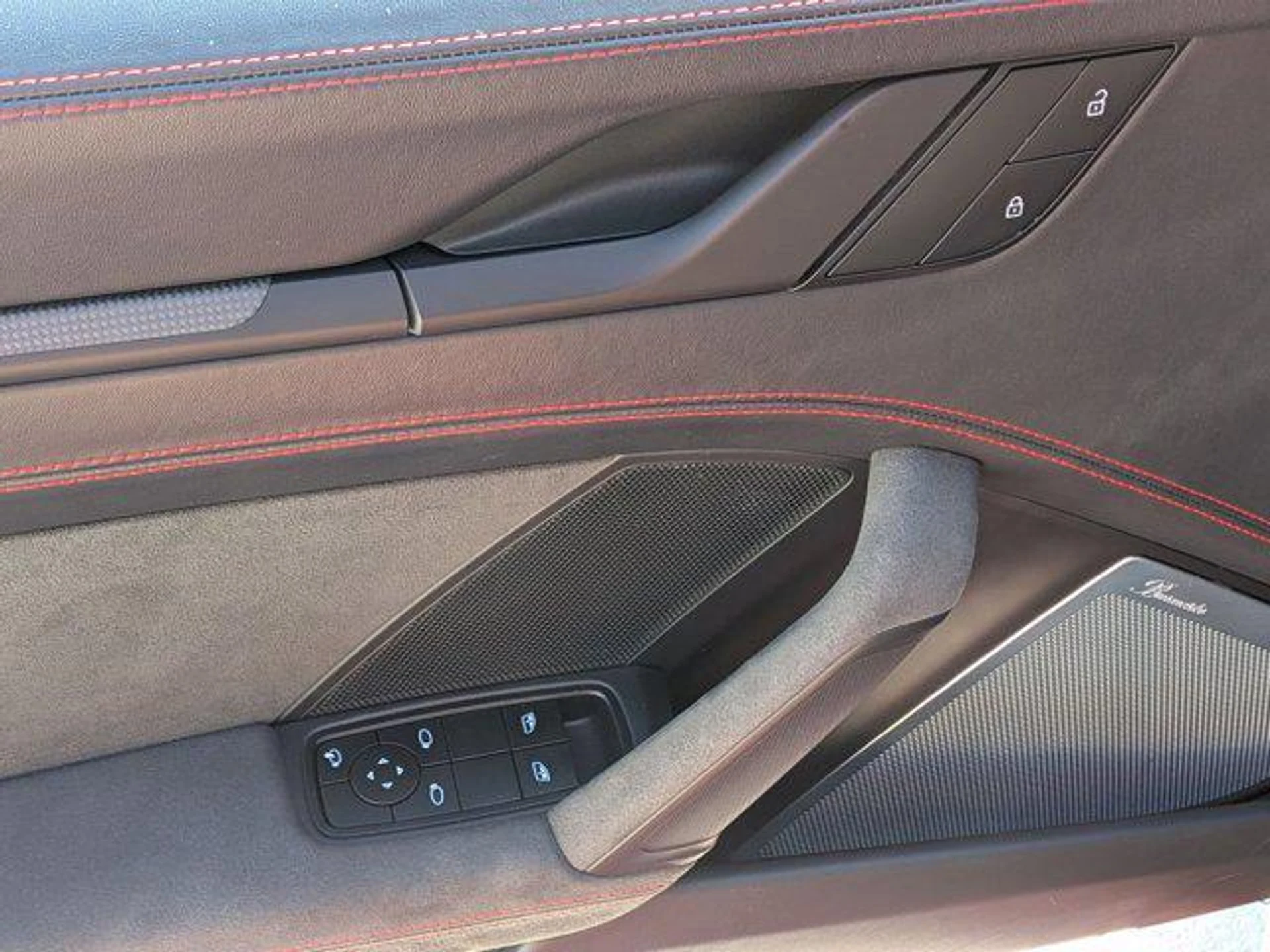 mph014_4057773757_f_Cry_Ay_V_Np_Qi8rr_Uyx_PN_Ax3_L6p_Y_23b2530d5a