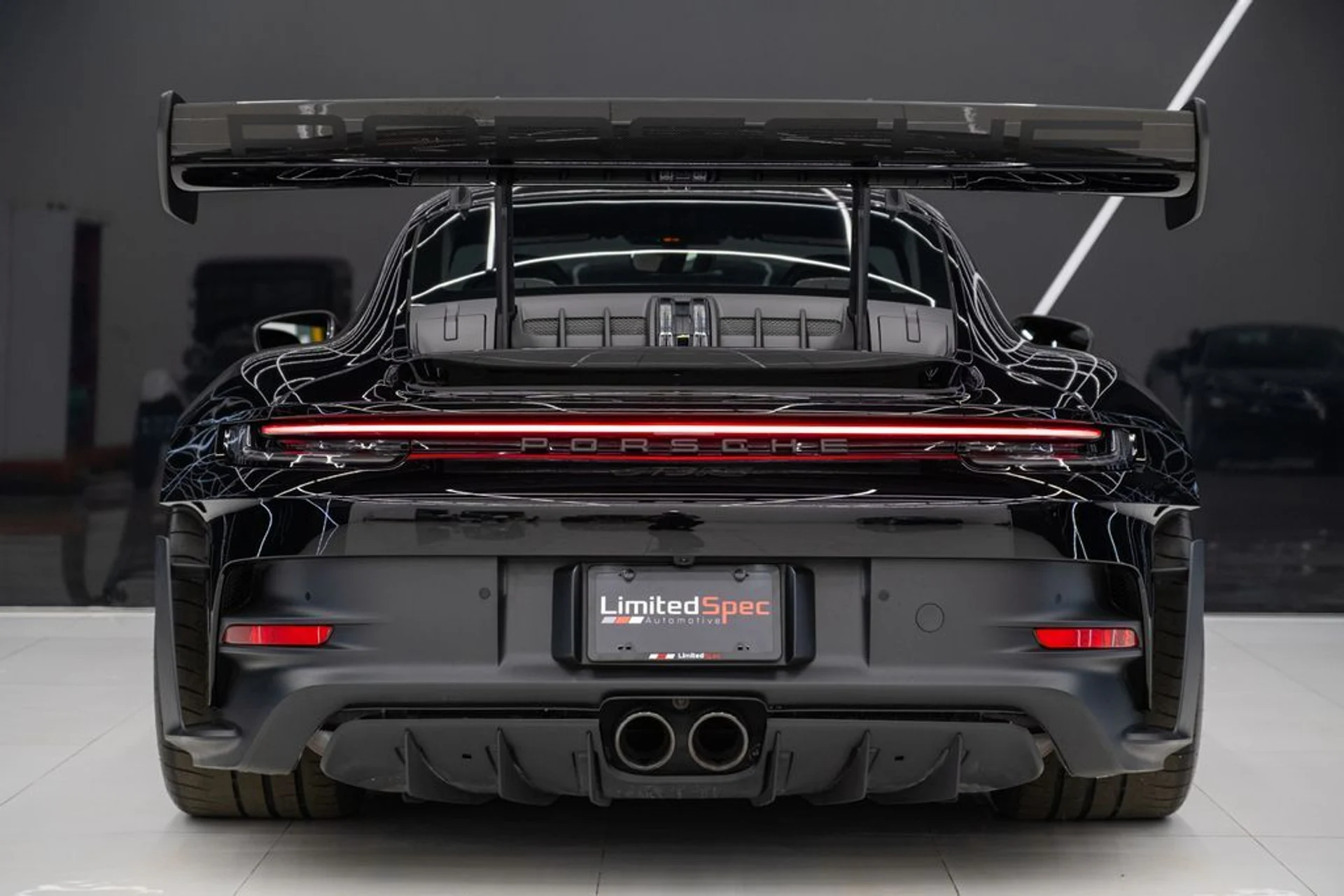 mph014_406287411_c802fbf270634b94988d44a9a8e6fdac_3980b3c064