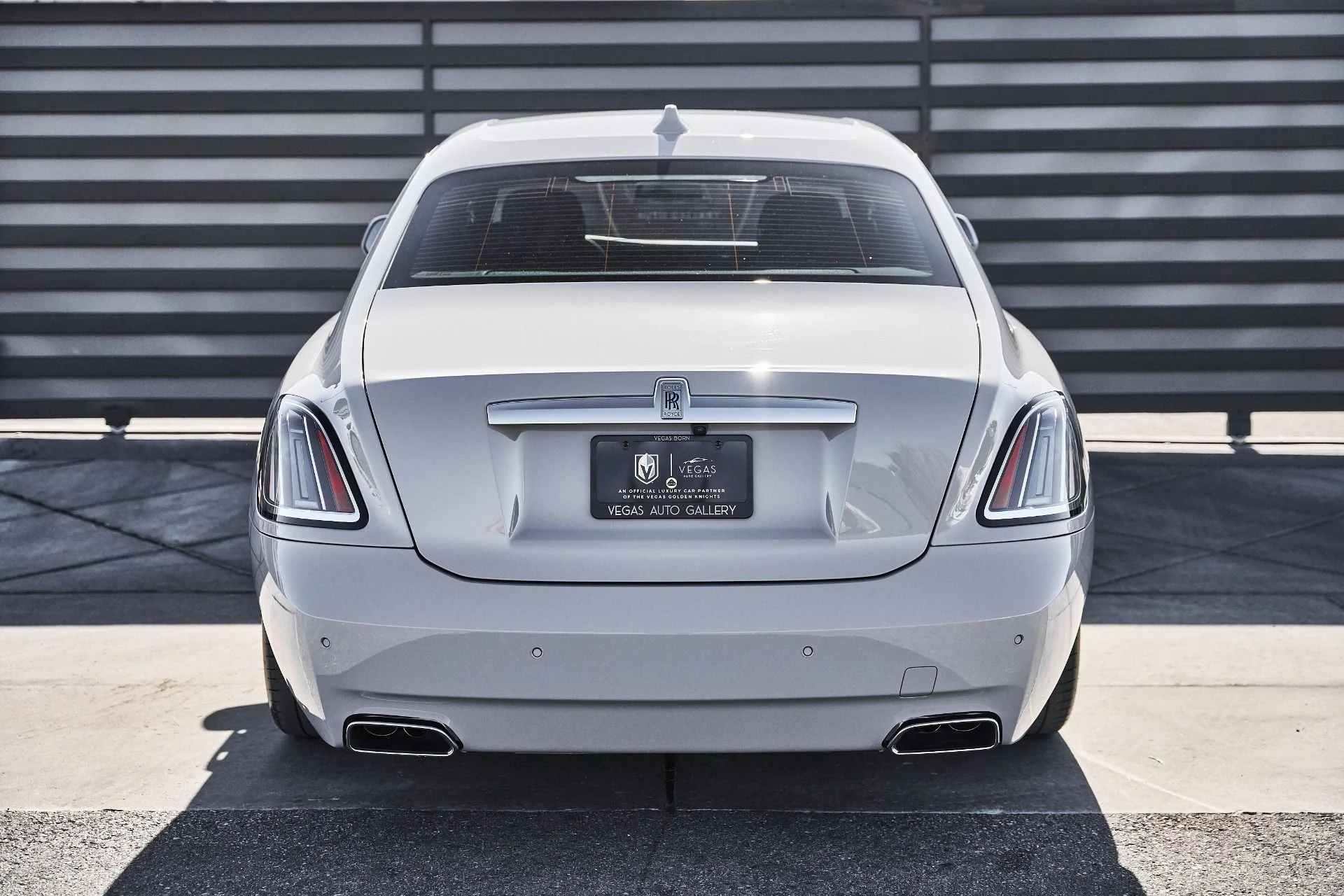 mph014_4063516612_Used_2025_Rolls_Royce_Ghost_Base_1780623249_6652d5af09