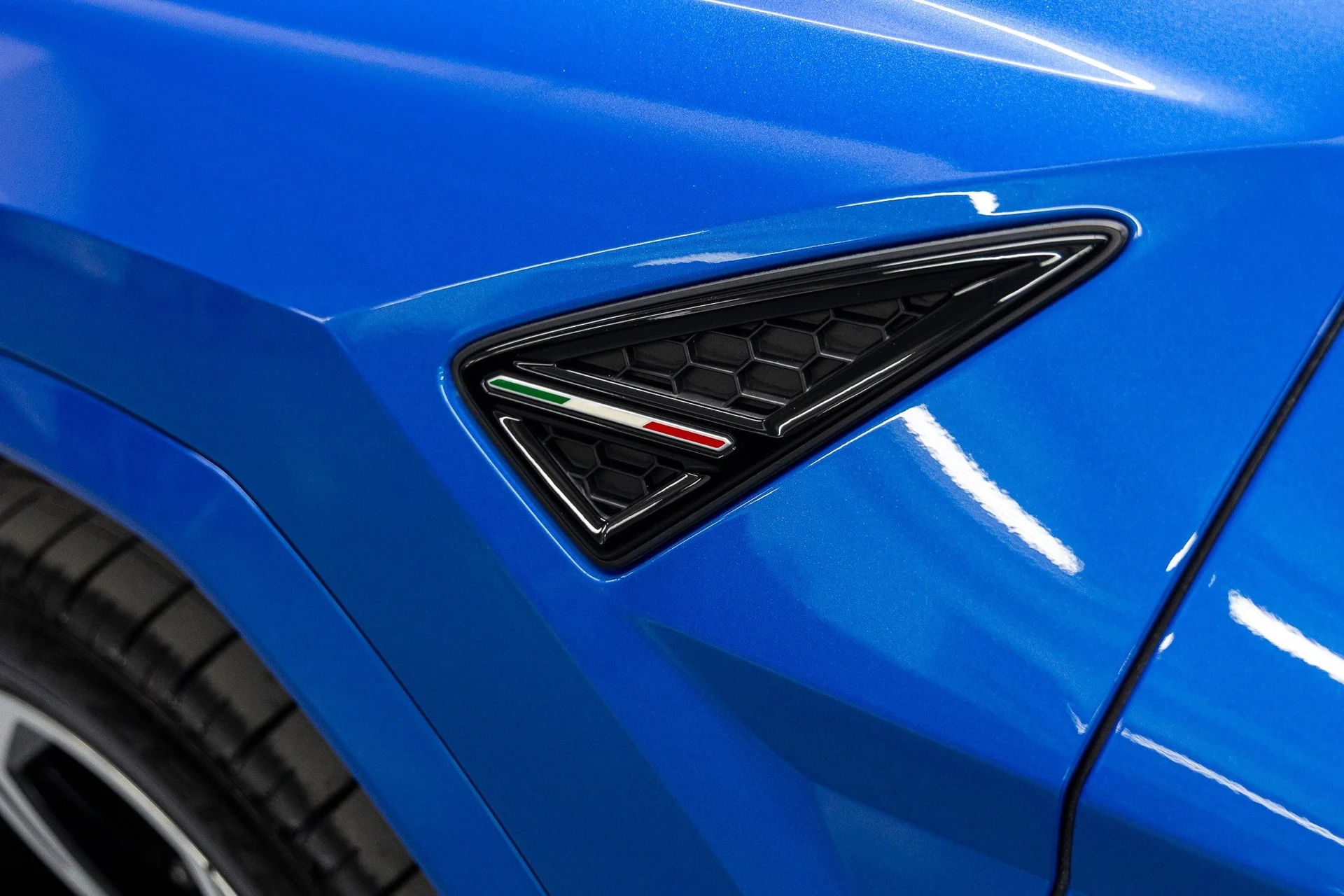 mph014_40714074_136ad915b0df9ad10baeedbfc686c7d9x_625af618b5