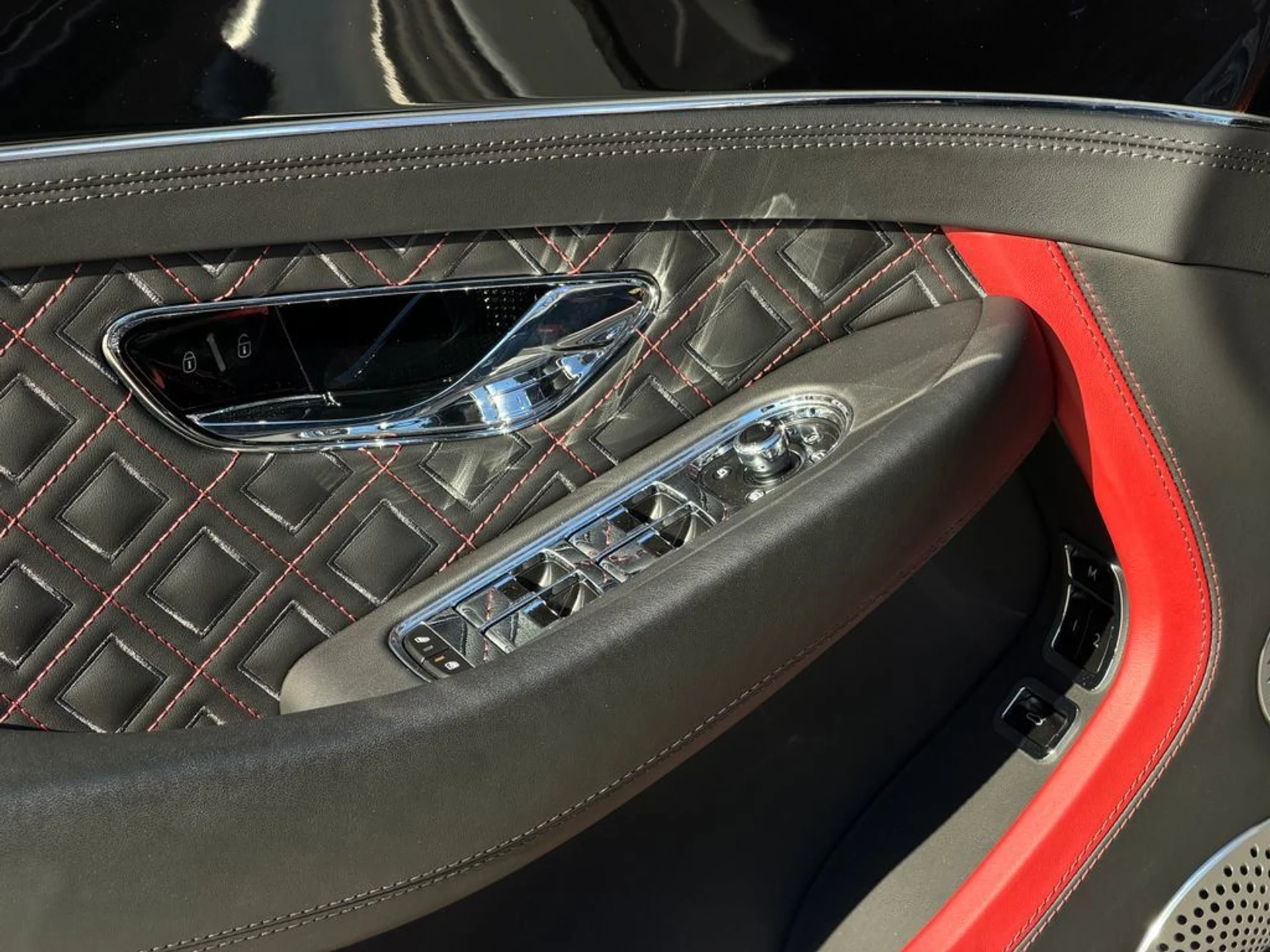 mph014_4079241737_f916672fefa54c49884bf64440c36300_9d8d7e654e