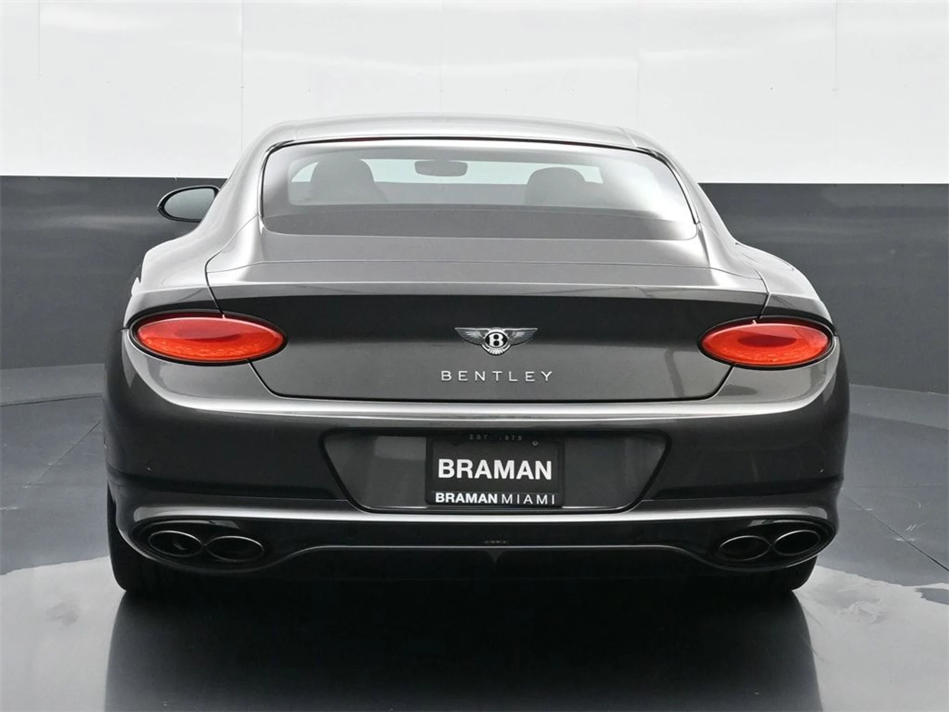 mph014_4080792029_5a846853bf68a41cf7907ff4b0687017x_cd1806601f