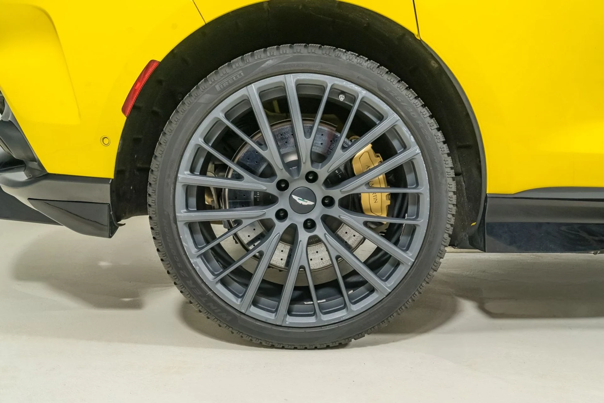 mph014_4081731892_bcc63cccf8bf43e7a12bdad13f63123d_8db2038f42