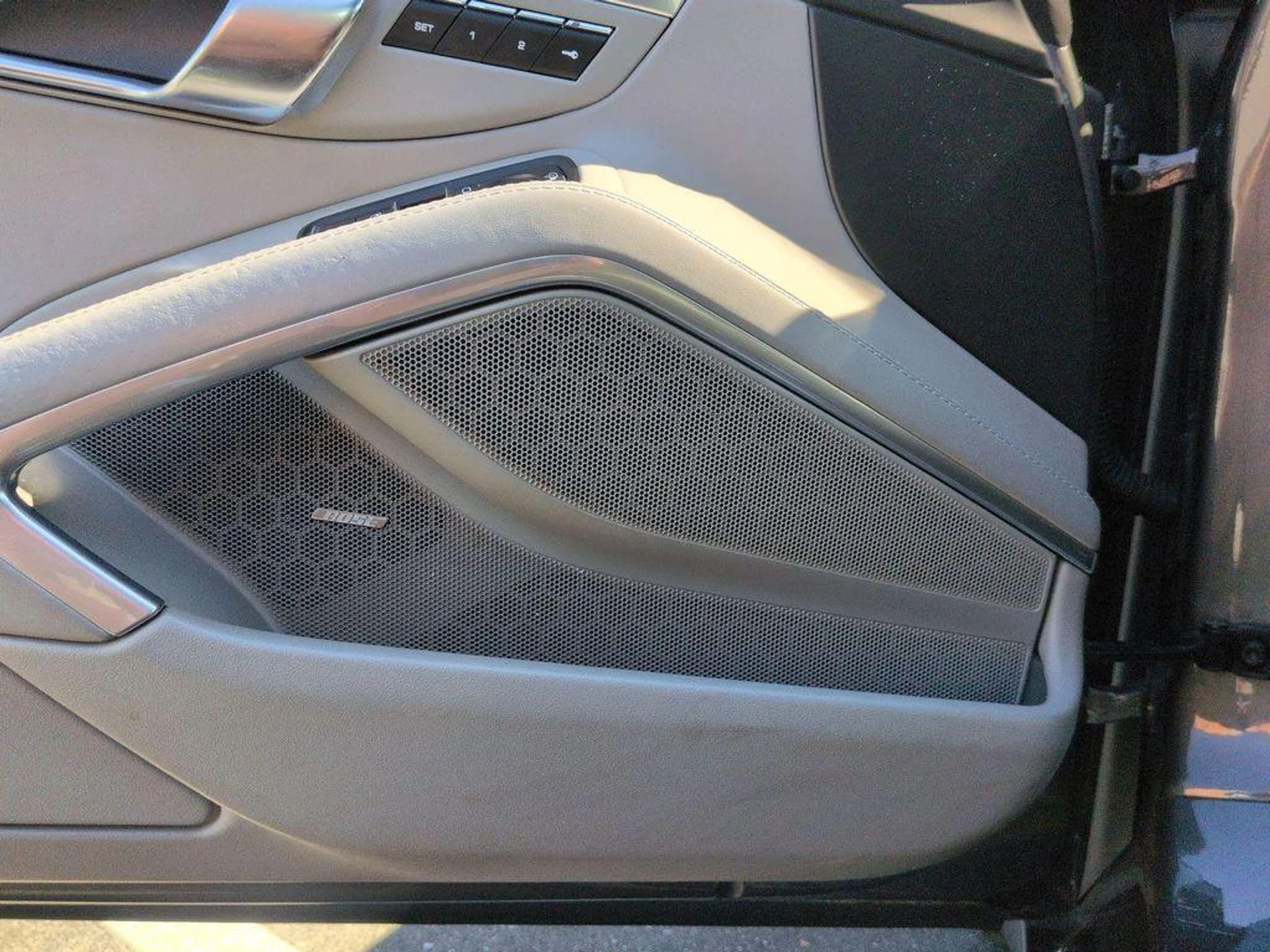 mph014_4087315640_m2dax8_KZ_umxnj_CT_7k_RTRB_Cx_VRY_583e684c53