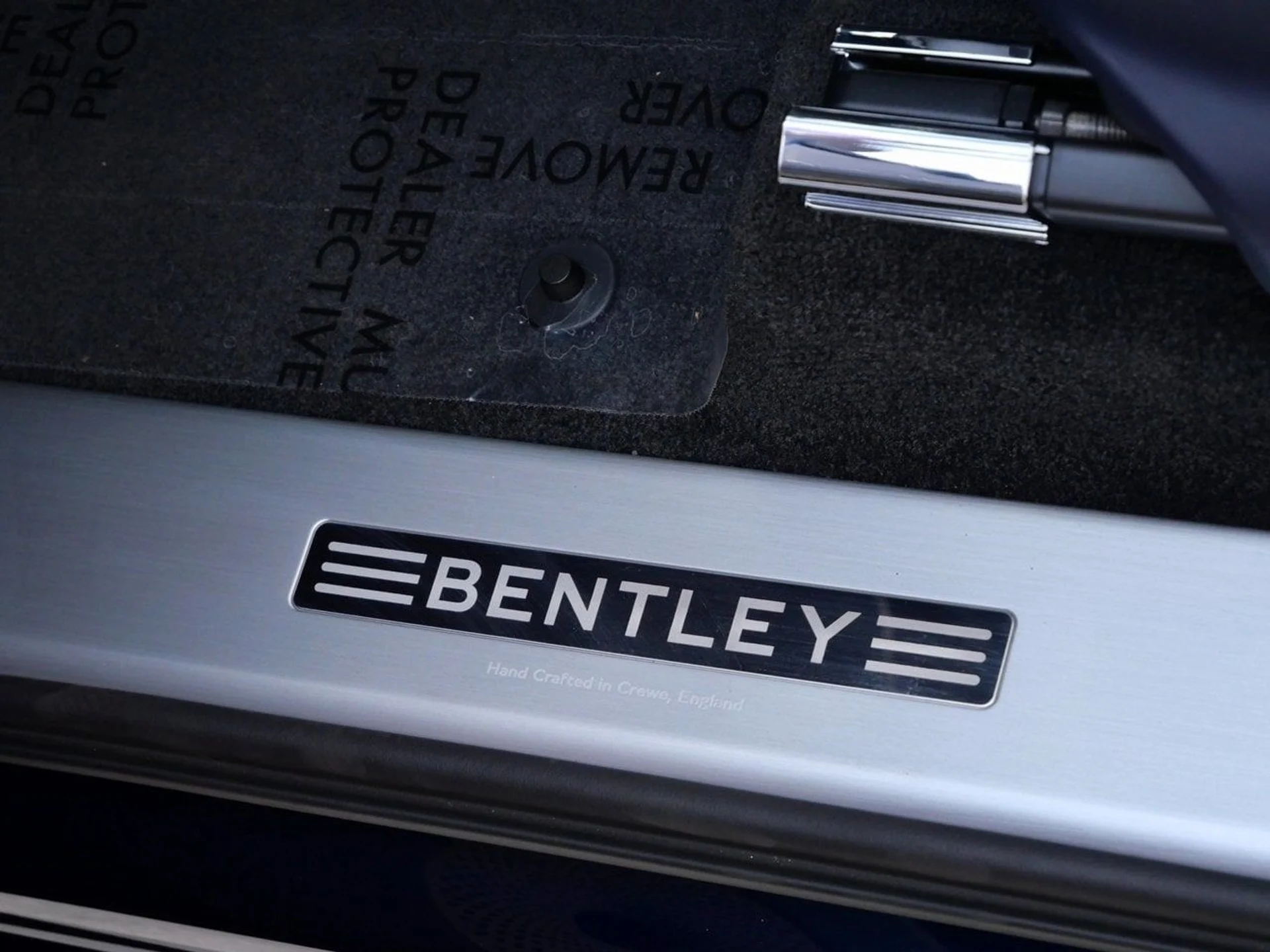 mph014_4094118305_ce71633abca8195fb6631330db727023x_f8a1bf199b