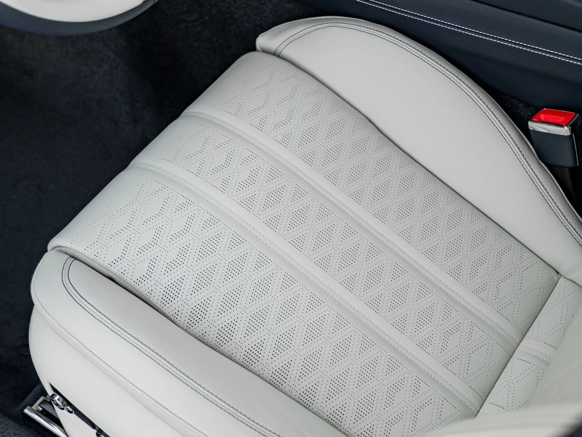 mph014_4095598413_15_f387389da1