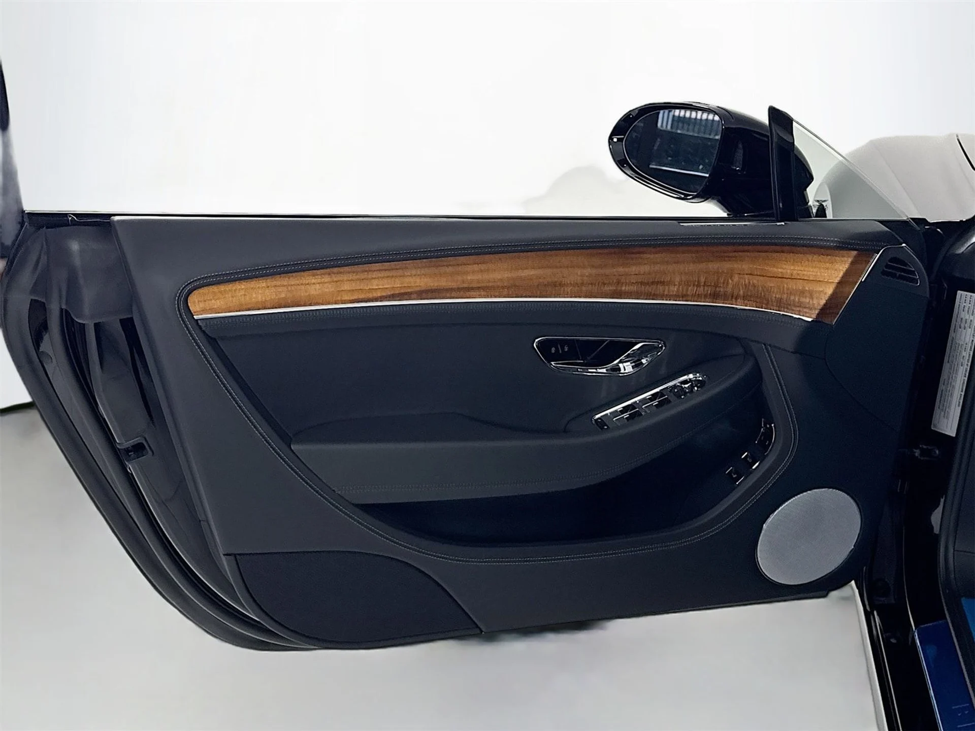 mph014_4096824203_aec1e31a566b4ca9d05f14e123711772x_d1cab138ca