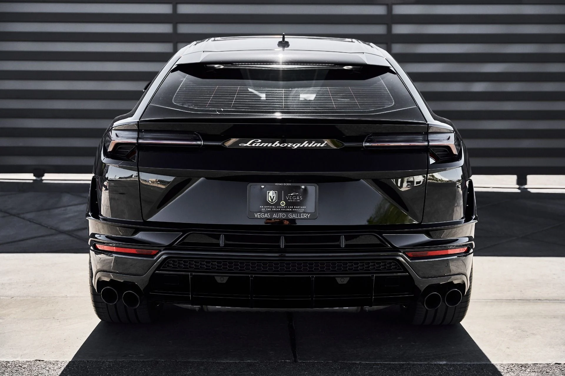 mph014_4100488154_Used_2024_Lamborghini_Urus_S_1780082828_49948d36d4