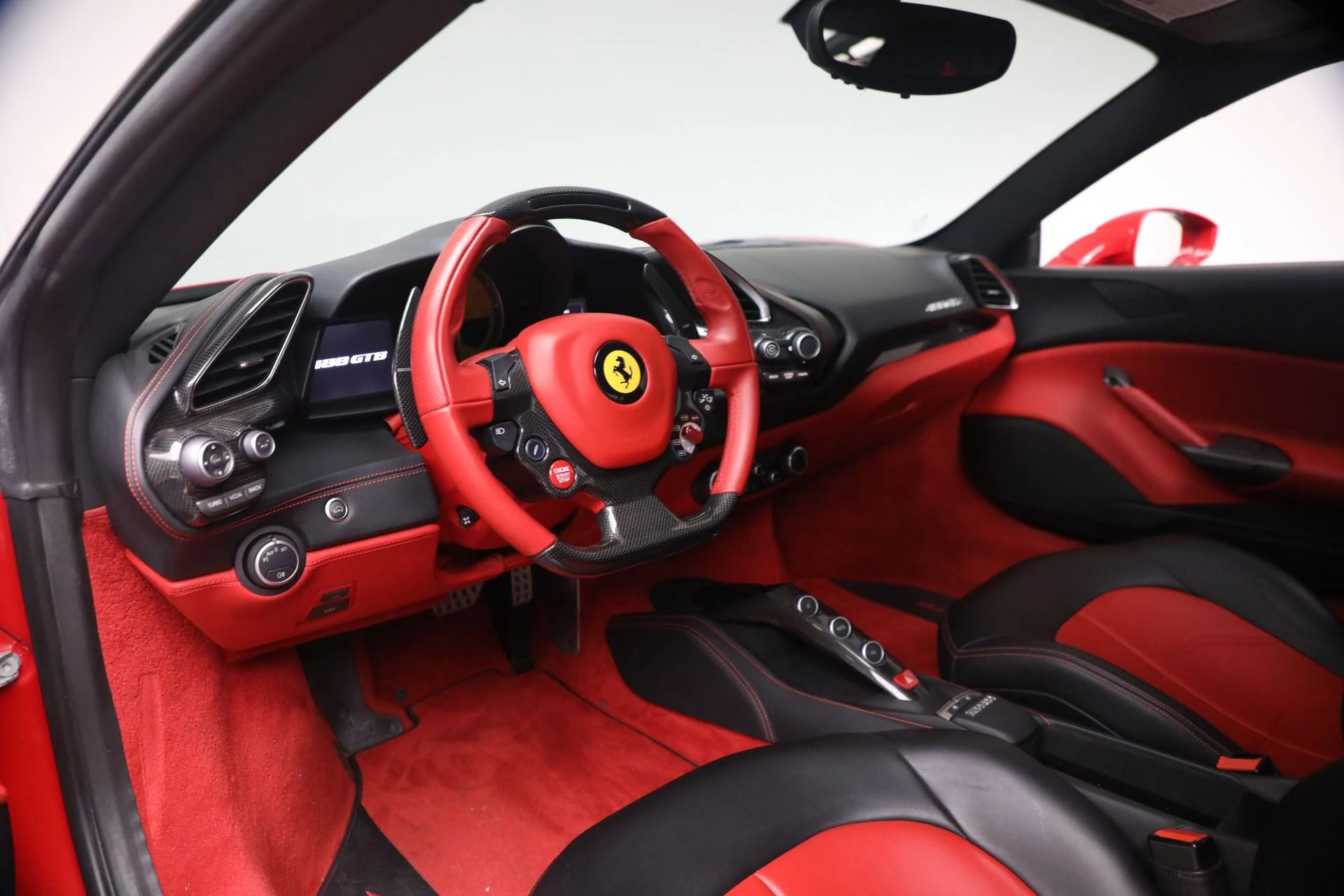 mph014_4110551369_Used_2018_Ferrari_488_GTB_1785949713_a05935e068