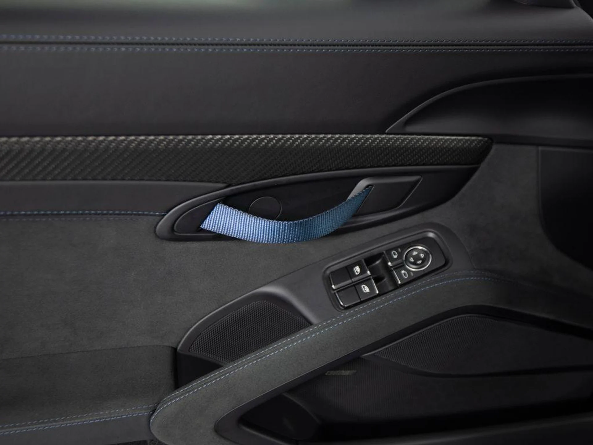 mph014_4113447530_q_Siz8_Y_Jq_Mom2_Ku2_K_y_Rsyoqt1o_e14cf45cd4