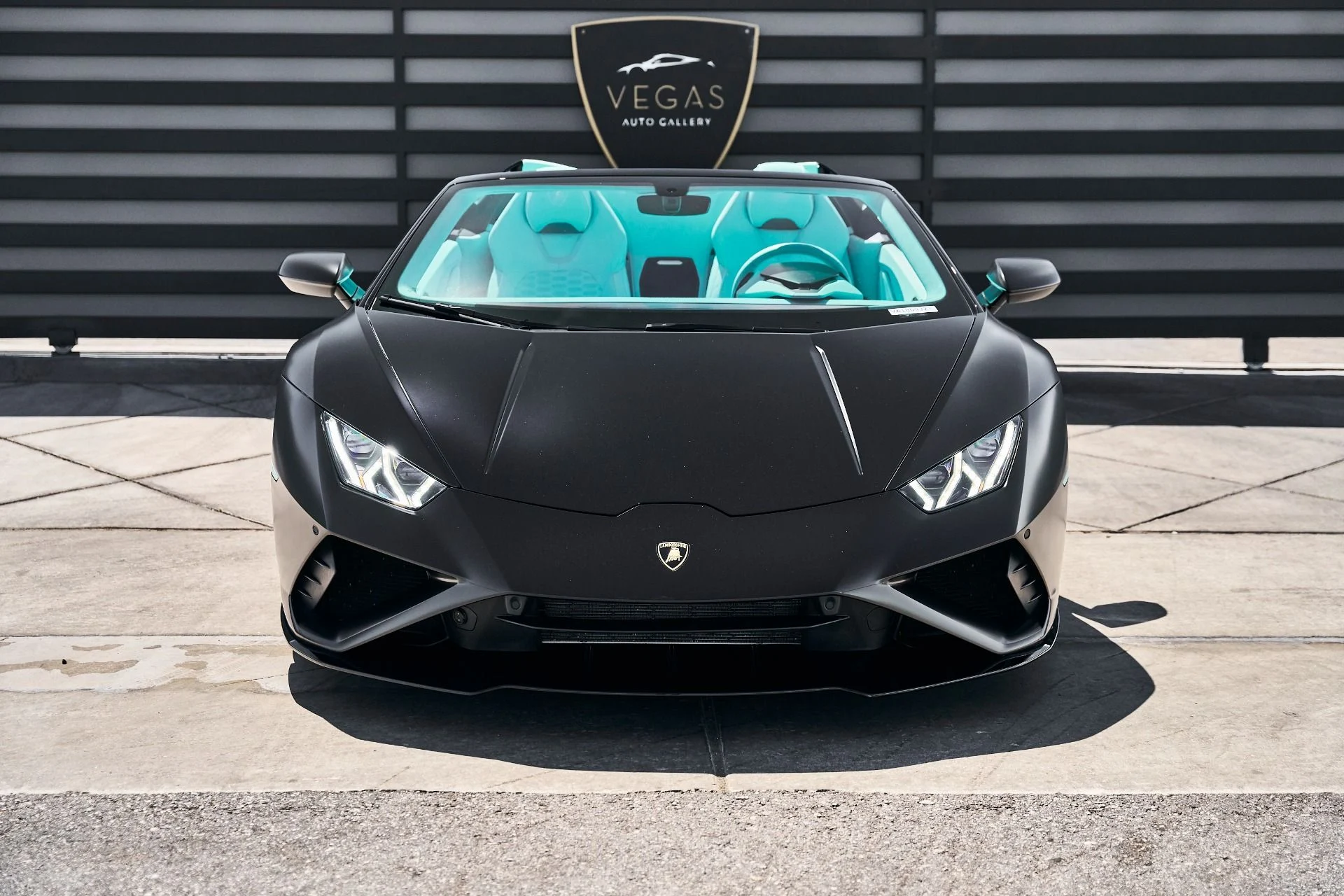 mph014_4113633243_Used_2022_Lamborghini_Huracan_EVO_Base_1779498734_ccff96d8e0