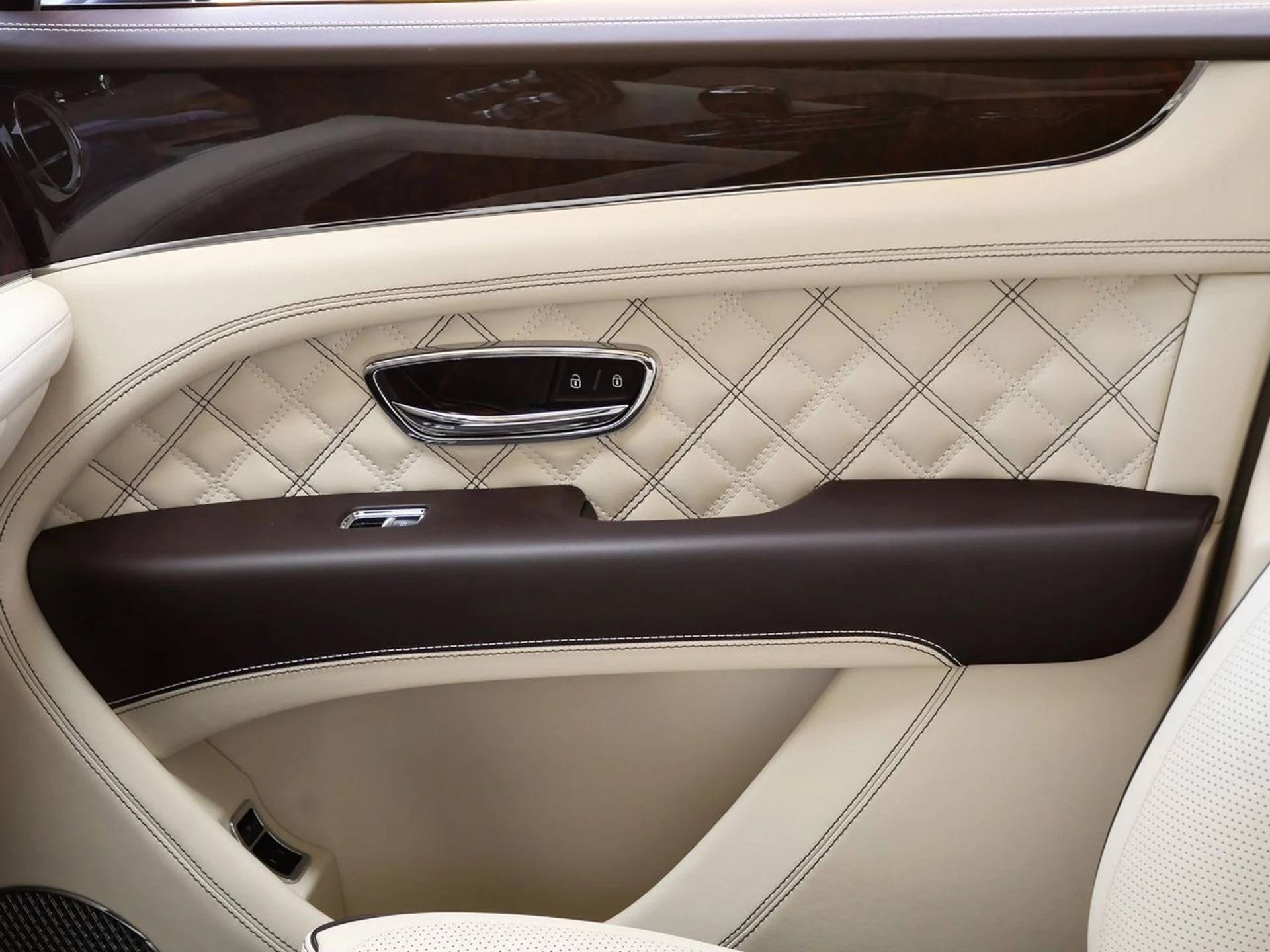 mph014_4130598654_d5a9ae8de7d14ccbf725cb6e17fa93fcx_1d153e6e2e