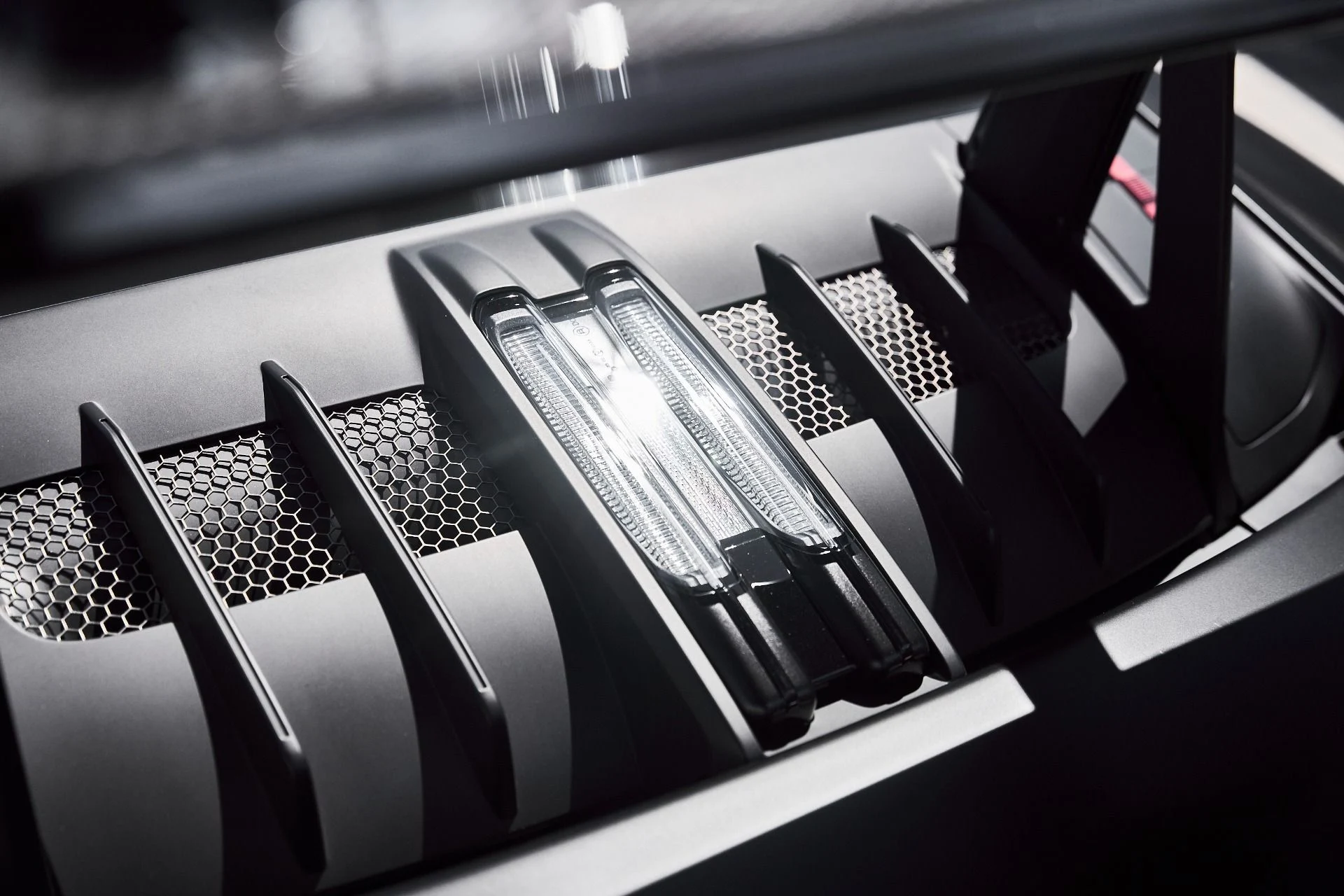 mph014_4137114422_Used_2025_Porsche_911_GT_3_RS_1776295517_7c12fcd71a