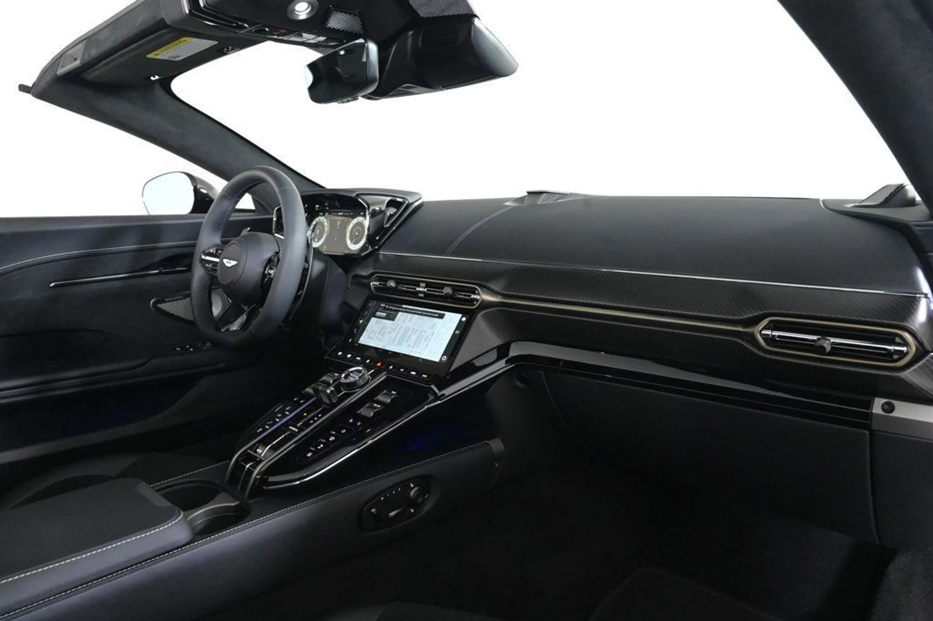 mph014_4137812604_new_2026_aston_martin_vantage_sroadster_11350_22964213_14_1024_115fbcbf8d