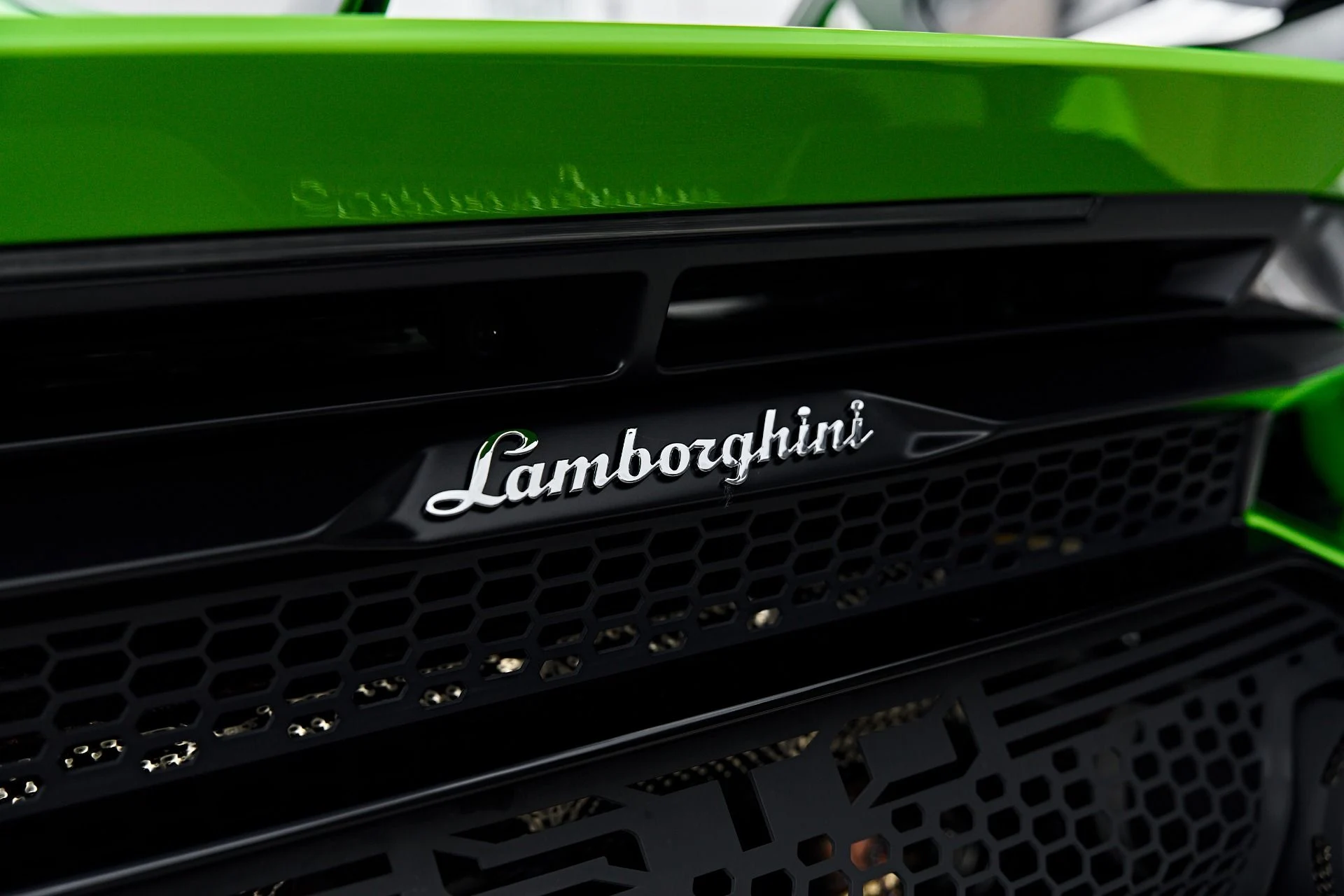 mph014_4139332260_Used_2024_Lamborghini_Huracan_STO_Base_1791998197_c579d3007e