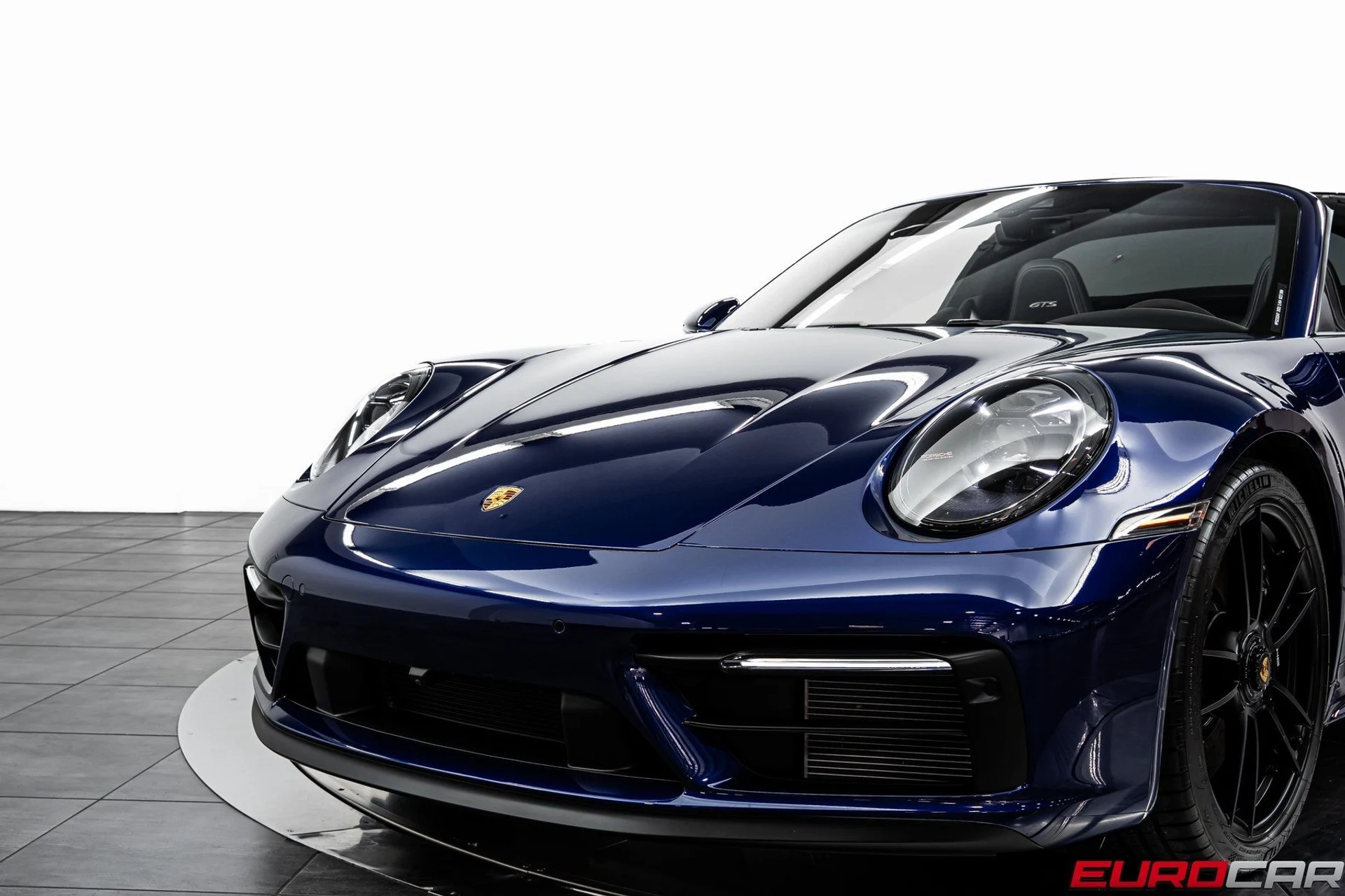 mph014_4143906993_image_15_f5c4534b58