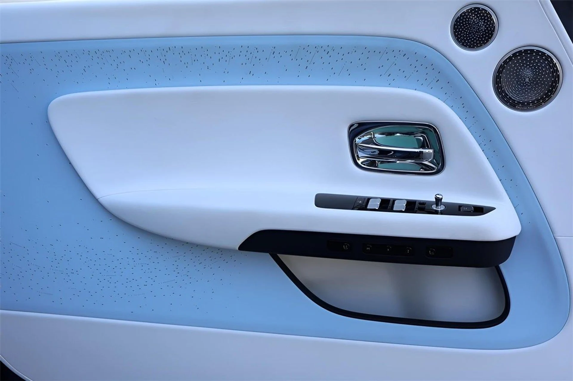 mph014_4144615132_15_d8b2221343