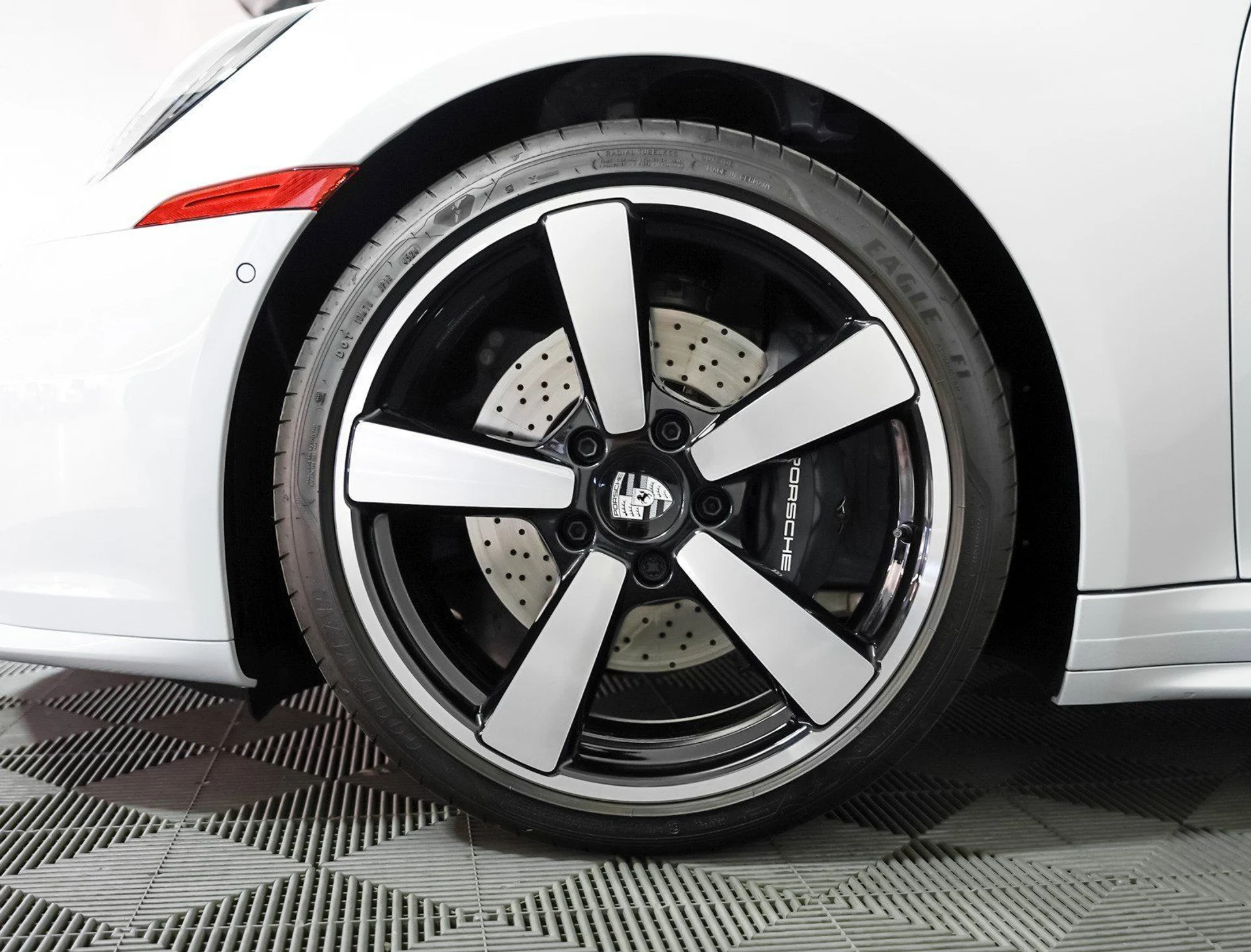 mph014_4150412218_187e3cb718c148a136092dd428e96bd6_c0d5cae473