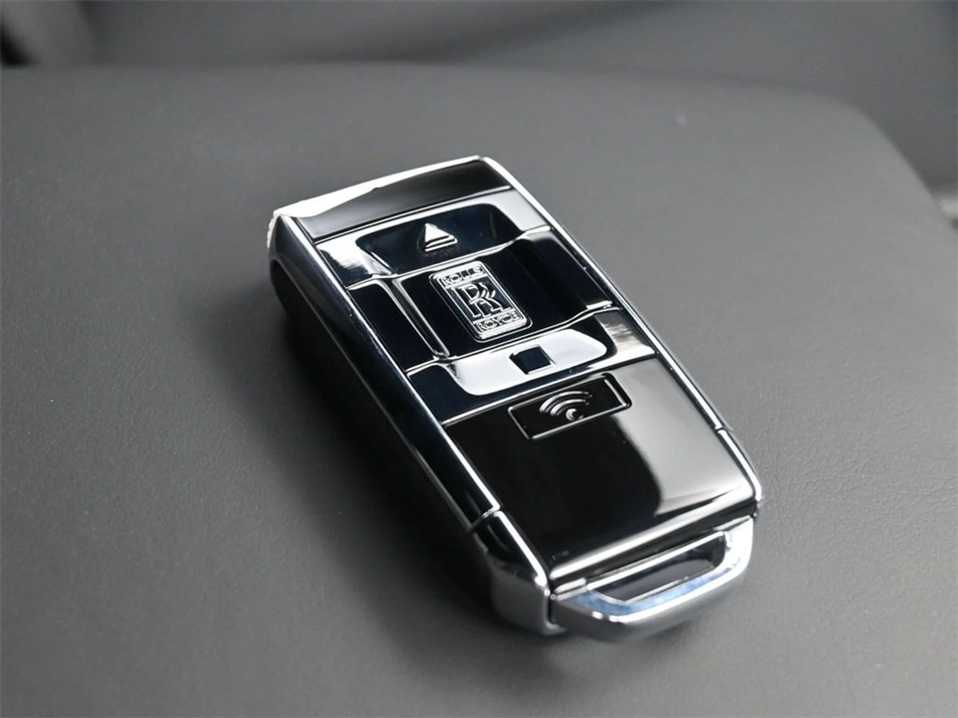 mph014_4158355675_d70d97b180255e6498dcb75ab885bc7bx_c74f4fc800