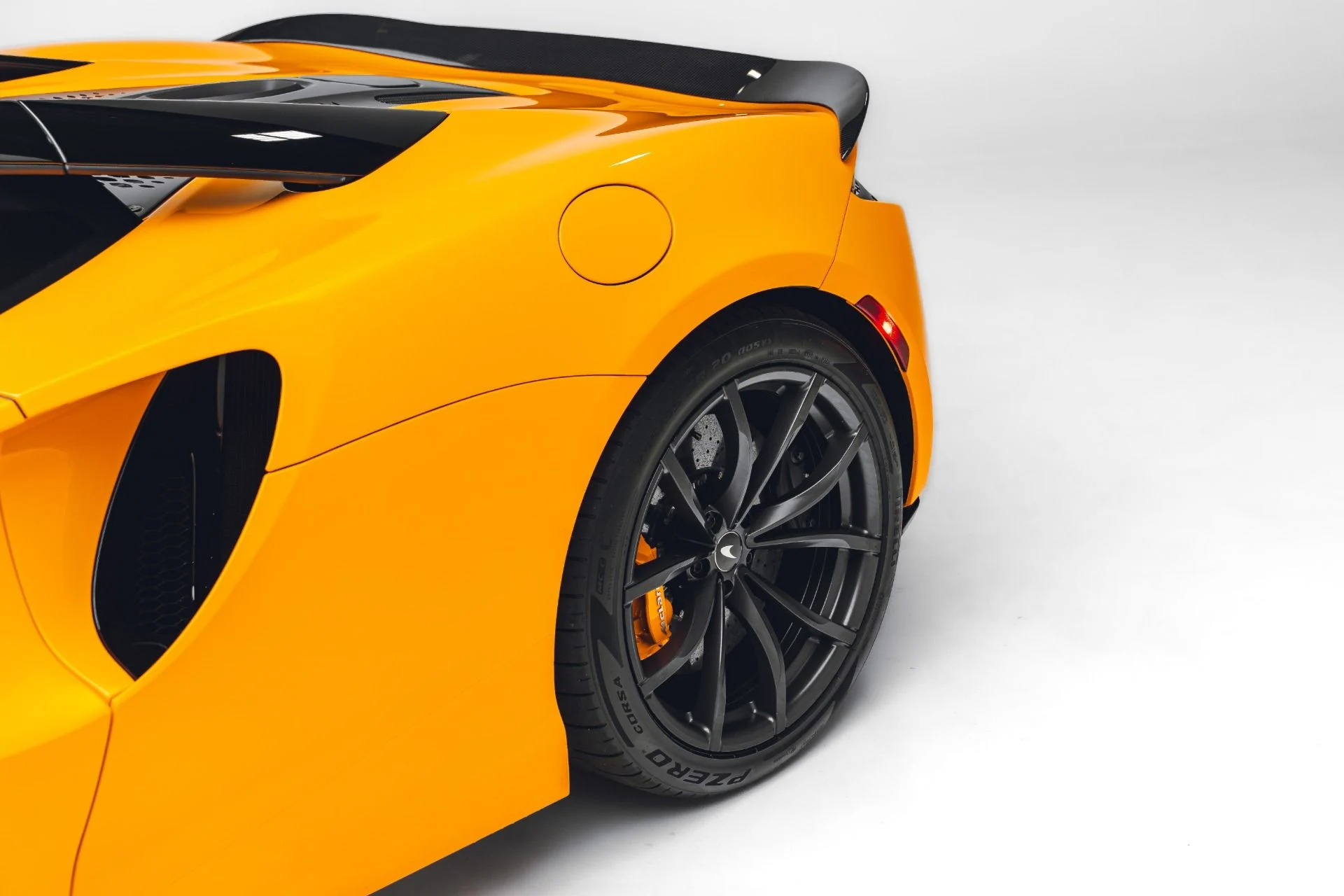 mph014_4163168811_Used_2023_Mc_Laren_Artura_Performance_1782412579_899fdd7a7c