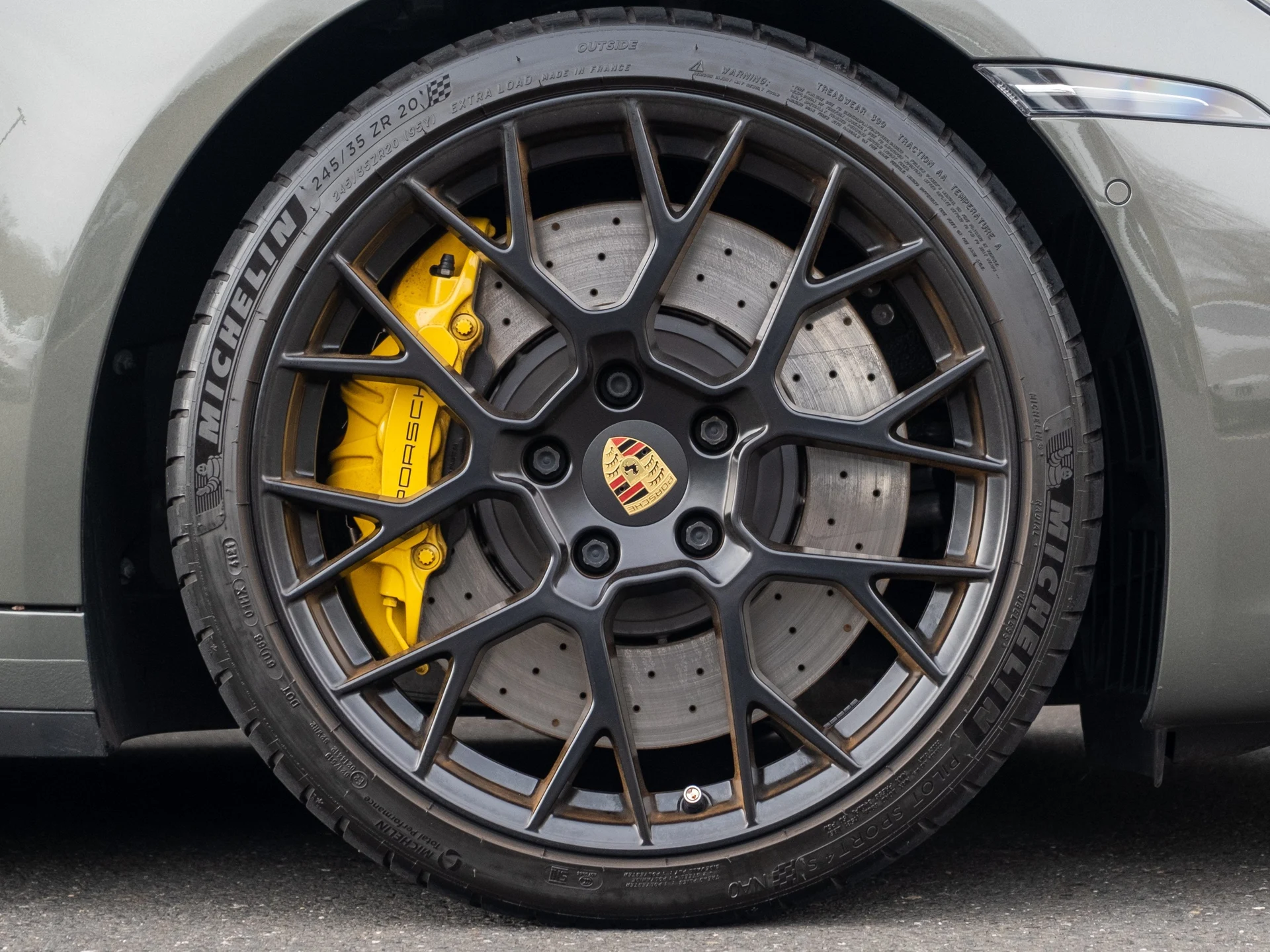 mph014_4168168683_15_0b143a6a6b