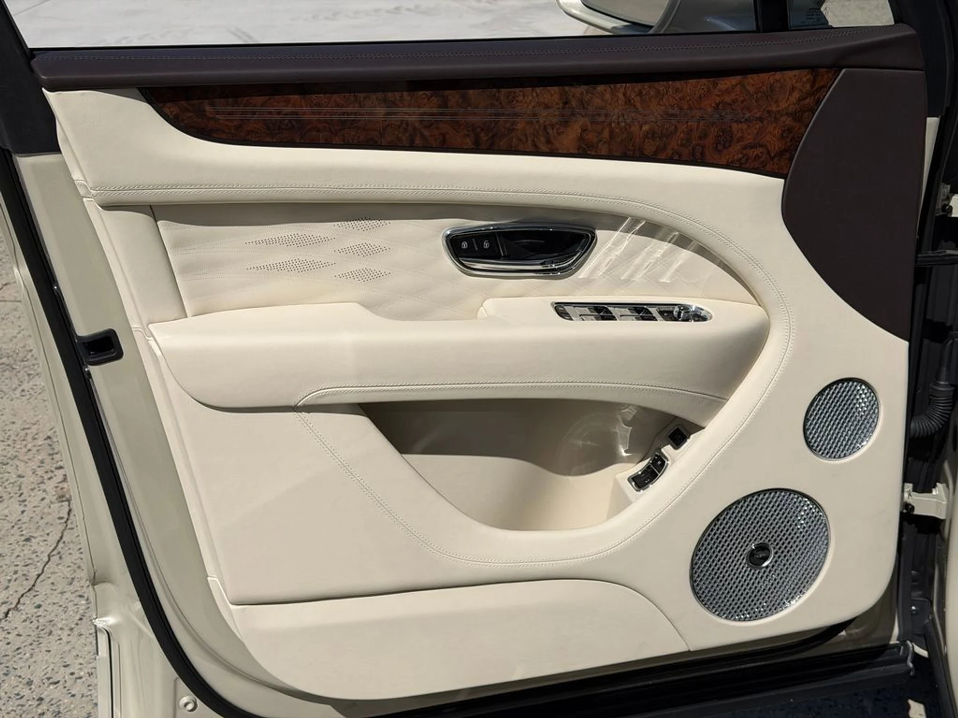 mph014_4169917899_412df78981b5437f8fbf9c958fc0e7e4_1738fc2cf5