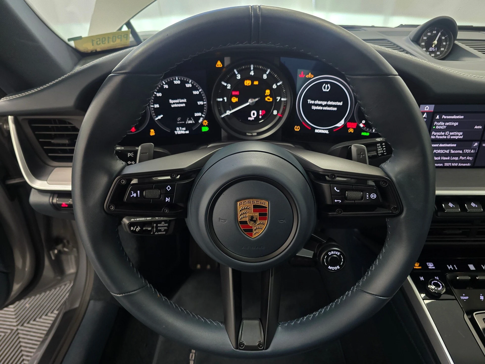 mph014_4171278895_fbd3400bb87f53b15a82f0597ae8c77ax_90ee725937