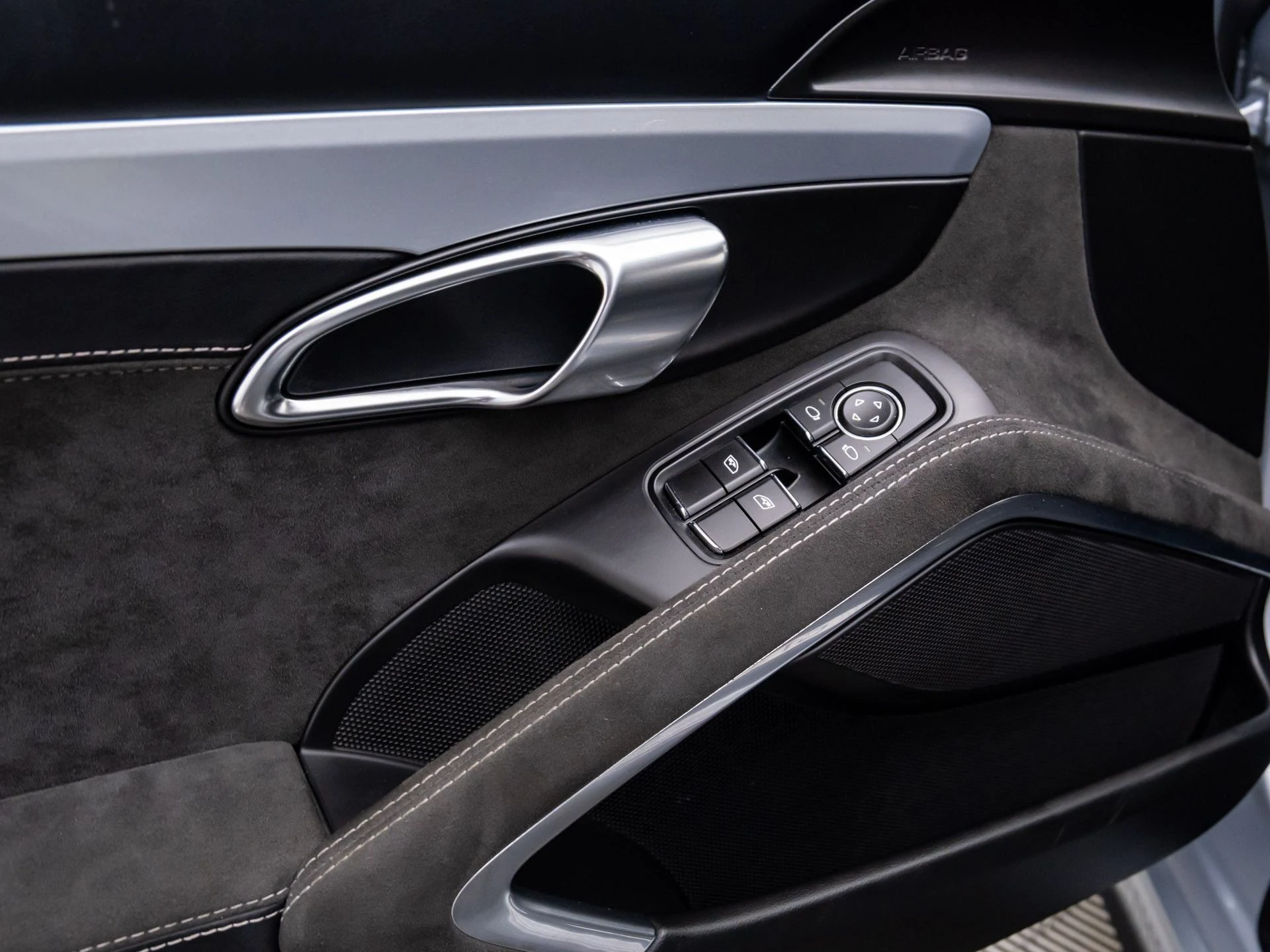 mph014_4173454676_295c5583cf5a7f78db7bd3af337e4a54x_135a470fa0