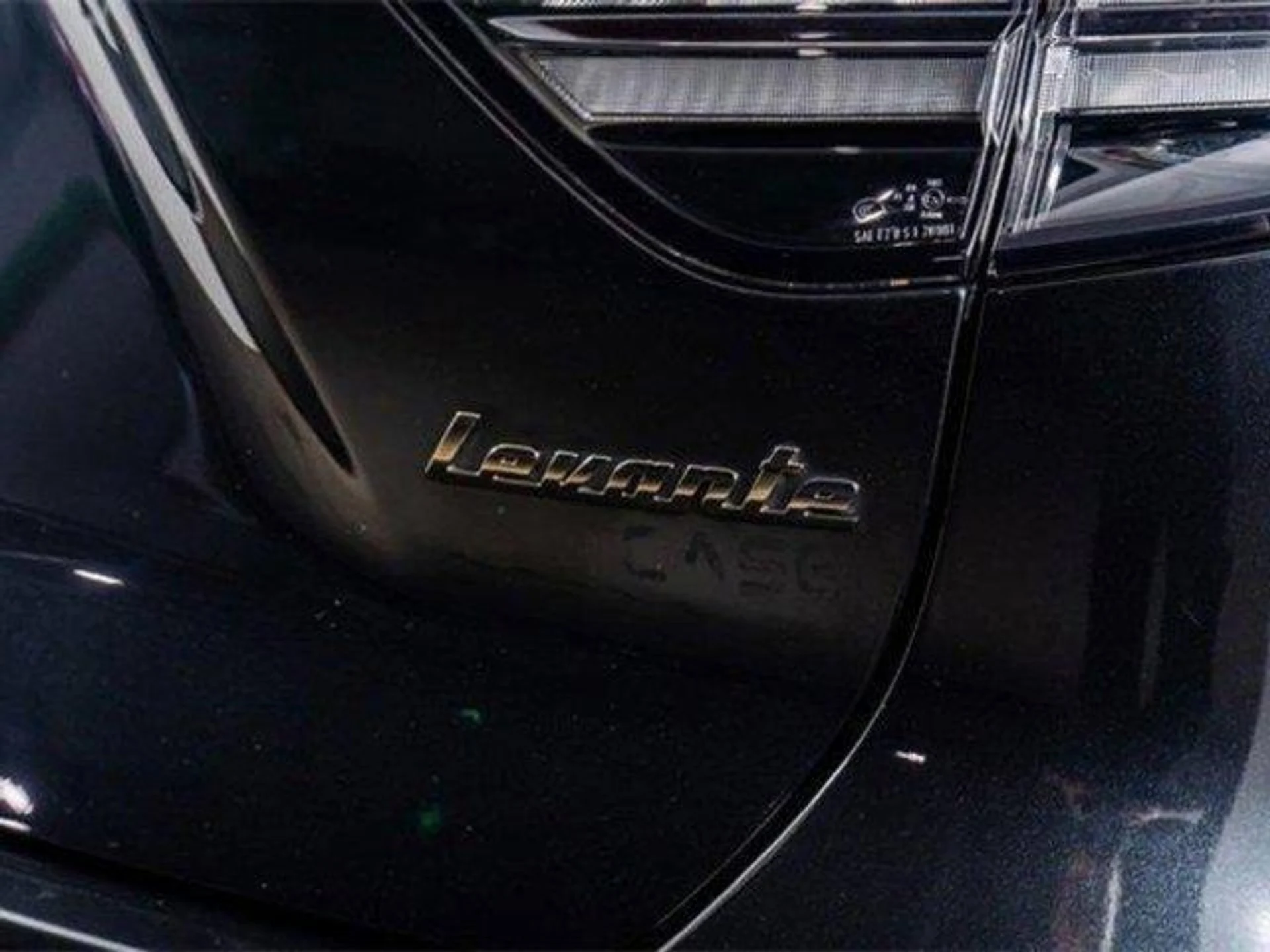 mph014_4173811116_2nk_P63a_Fh_AG_Jx_FVQ_4_P9_t4248_CI_7f87836828