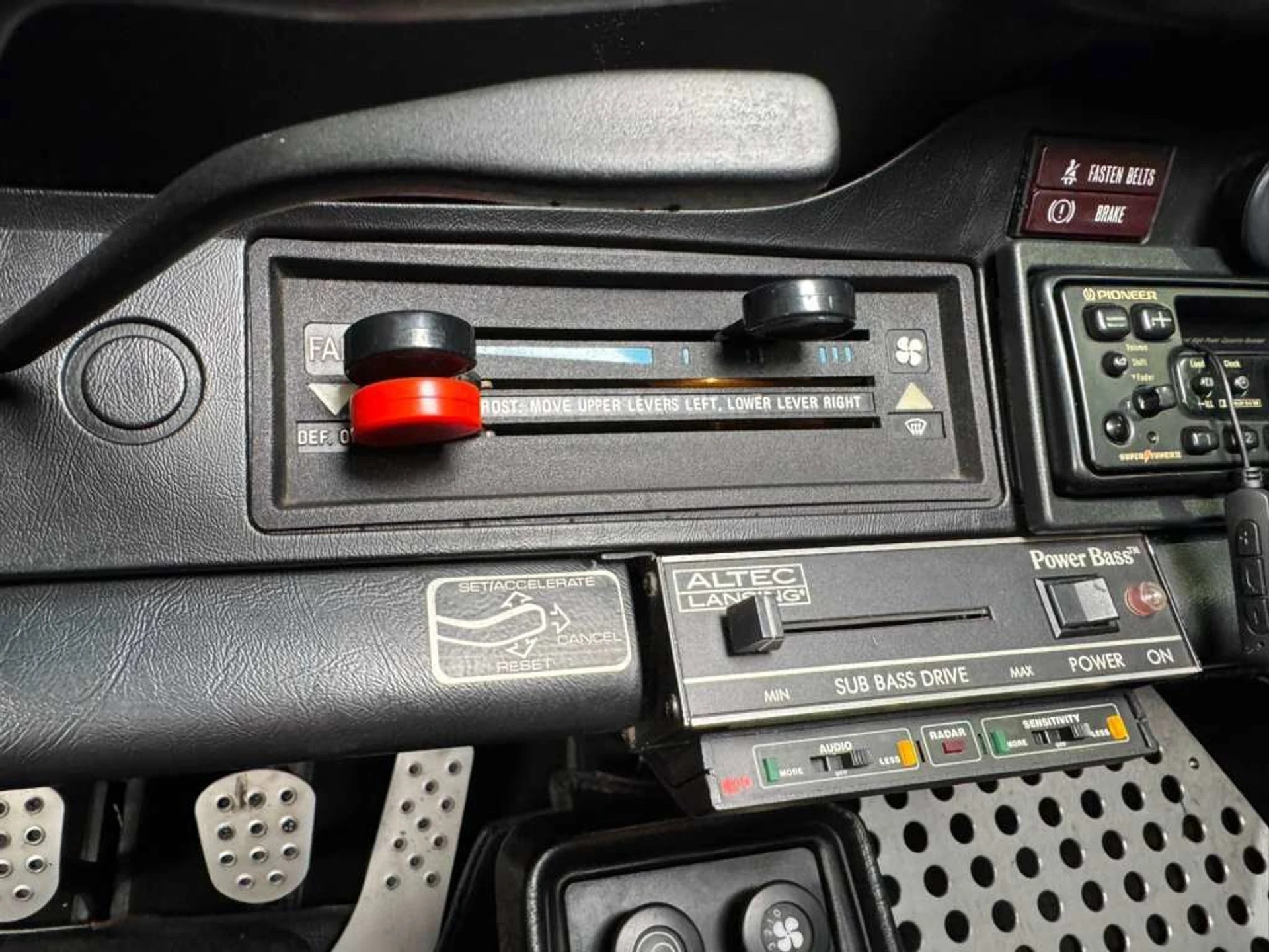 mph014_4179939381_76ea66acd07eec02628c4149a6568c91_d4a51c2575