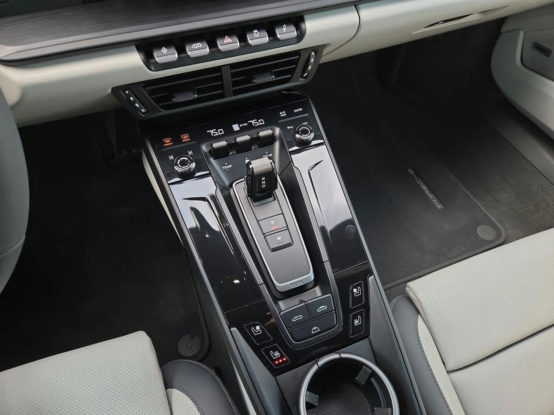 mph014_418122206_r_Maxa_Kc_Ck_ZD_2_Uy_YP_7_Wb_V5_h9og_A_5e5e422f09