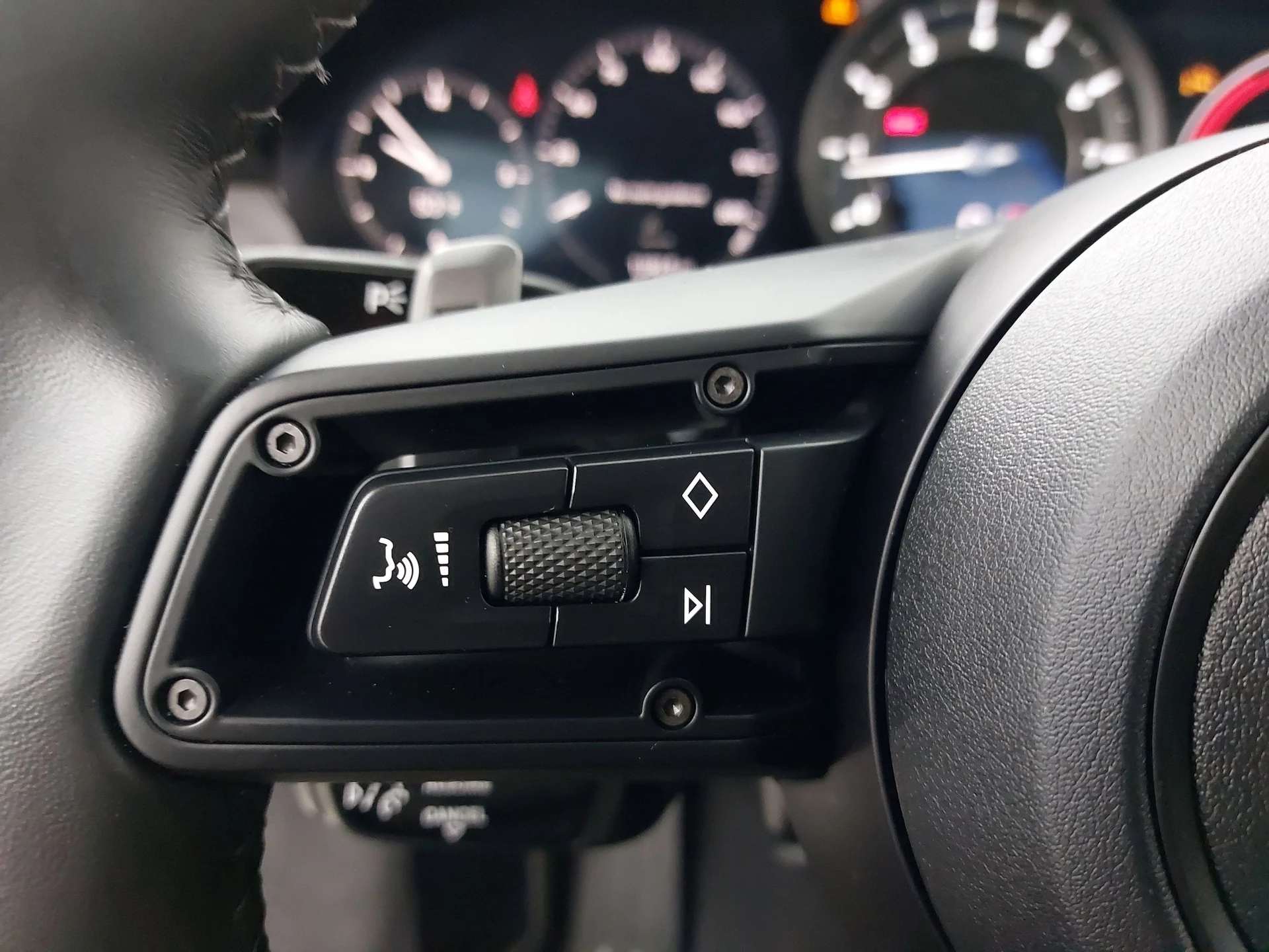 mph014_4189650816_ebebd351e9cff9930d55df680a71af99x_9845121858