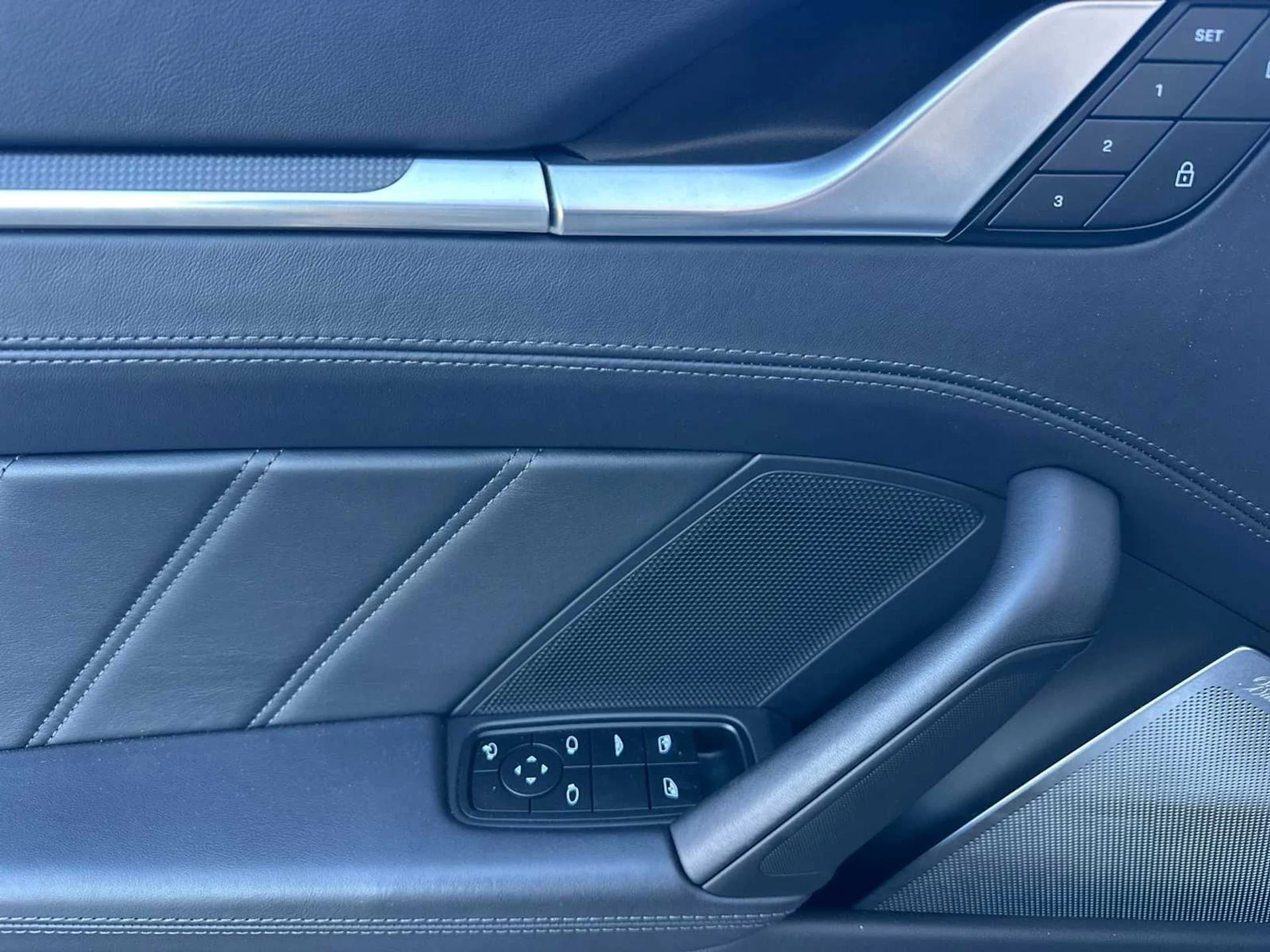 mph014_4201997432_107ae171c01563ae3d47cfa9c6148959x_44bfcccc17