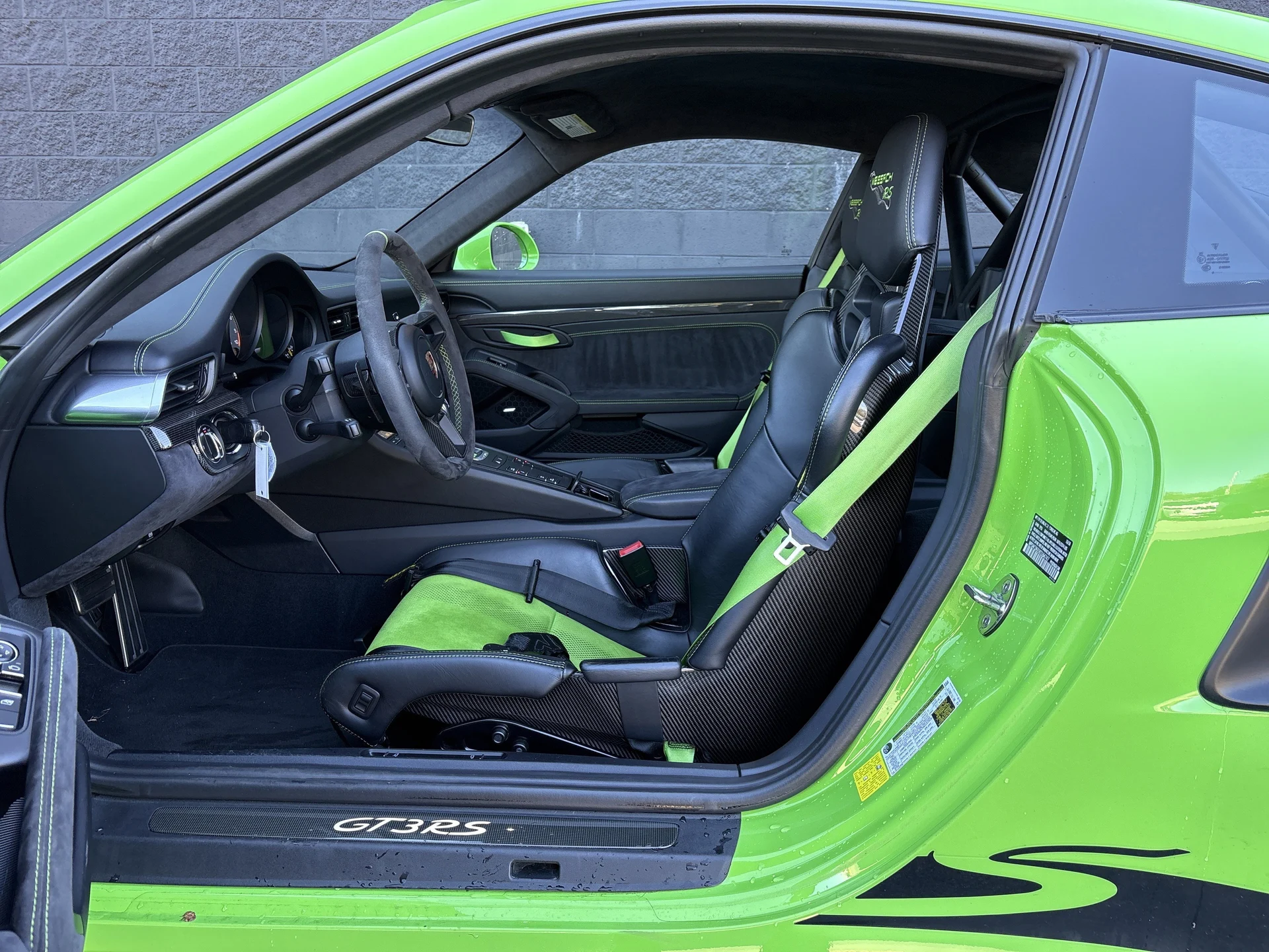 mph014_4202250778_a17fa569aabd4a8b902bd72442949d5a_fdd3090443