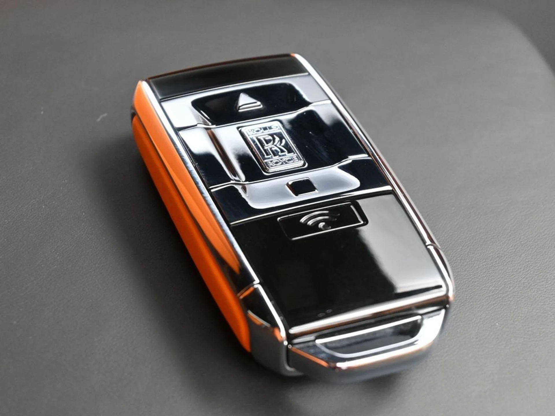 mph014_4211391097_51b54d196ca3584f33657e0b912d2d31x_3b45318cdd