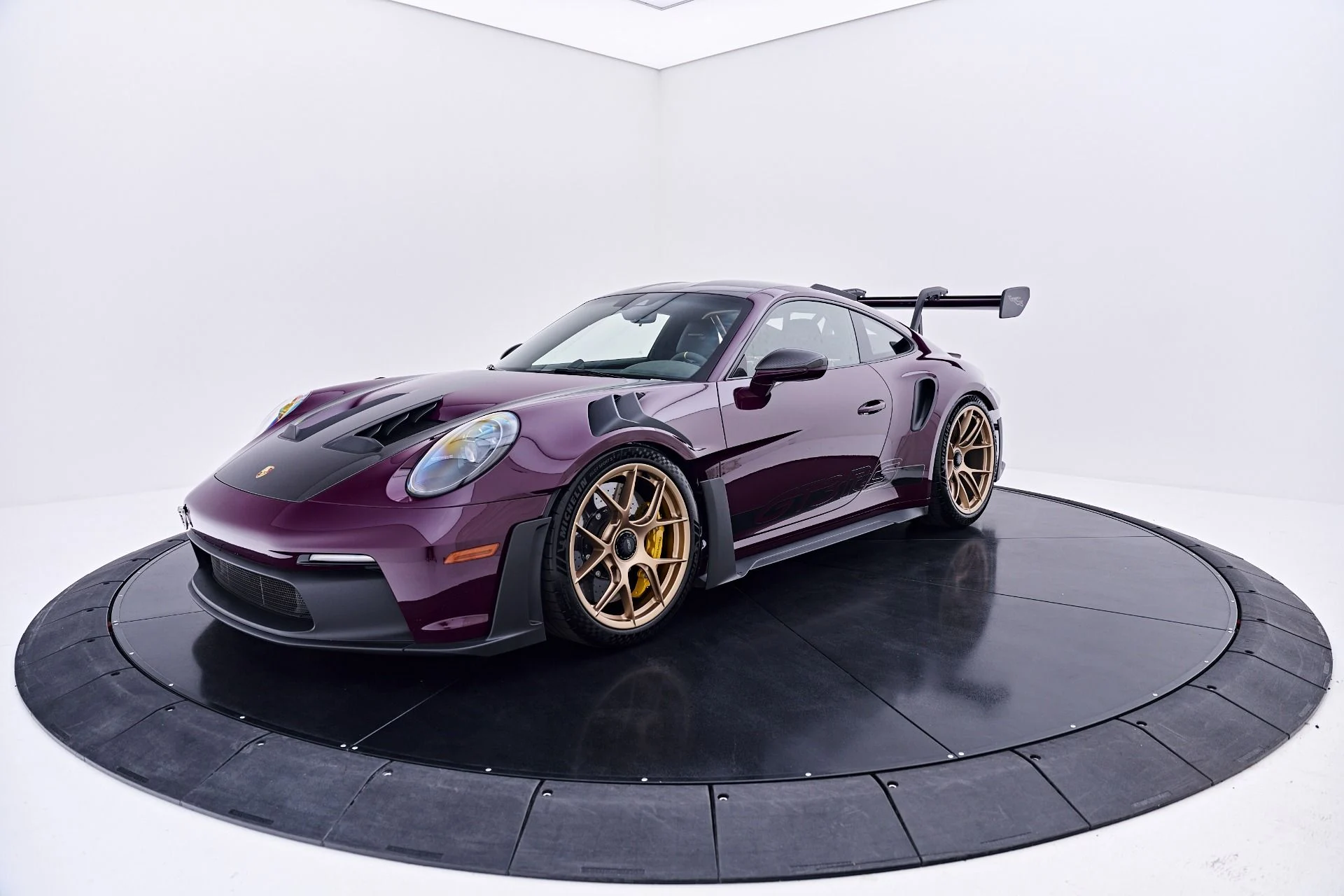 mph014_4215839738_Used_2025_Porsche_911_GT_3_RS_1784854015_a1705fac46
