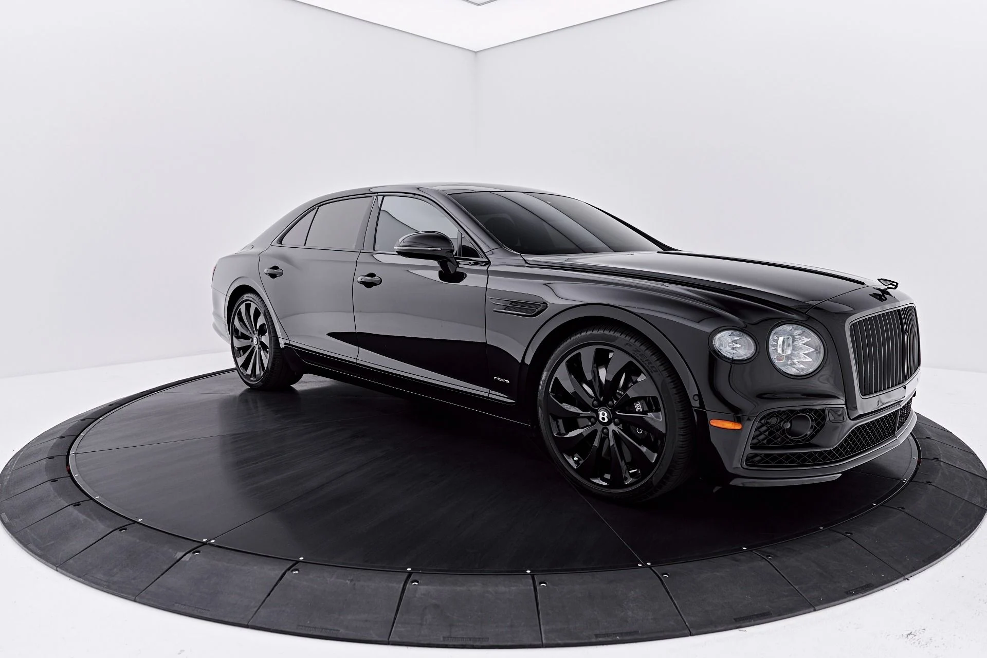 mph014_4216894670_Used_2022_Bentley_Flying_Spur_V8_1788485978_f19a8824ad