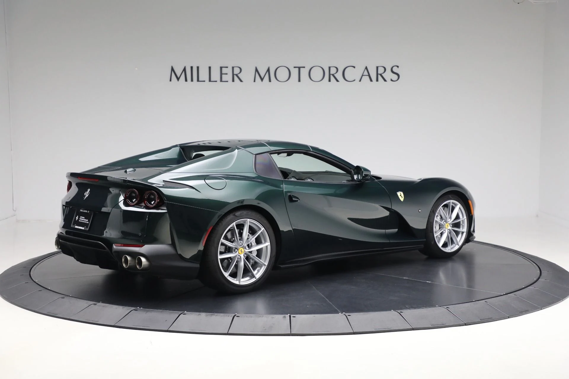 mph014_421869928_Used_2021_Ferrari_812_GTS_77cd808e92