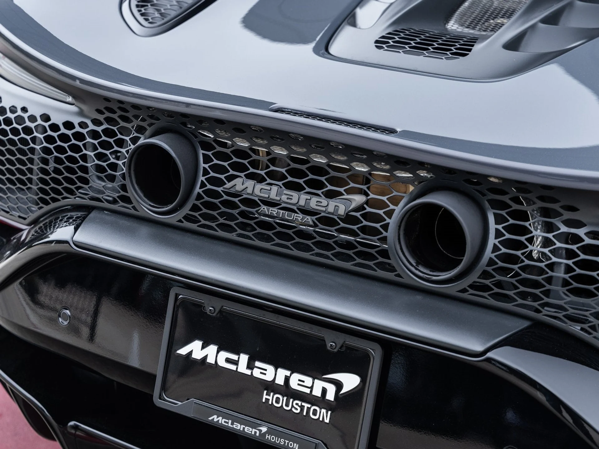 mph014_4223437917_15_e949c00d34