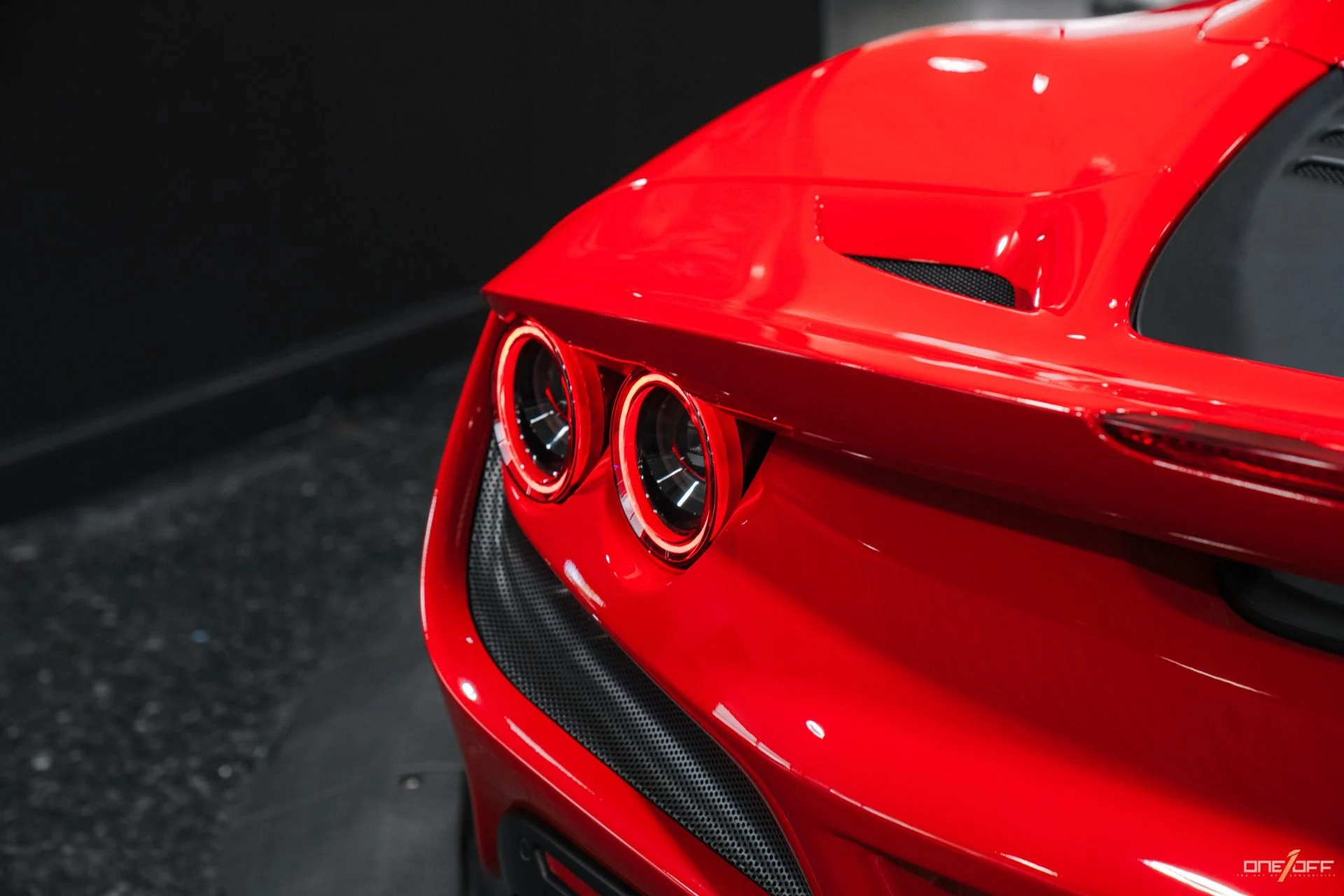 mph014_4225021382_Used_2022_Ferrari_F8_Spider_395_K_MSRP_Carbon_Interior_Charcoal_Alcantara_Interior_1761878449_28ddcf68b6