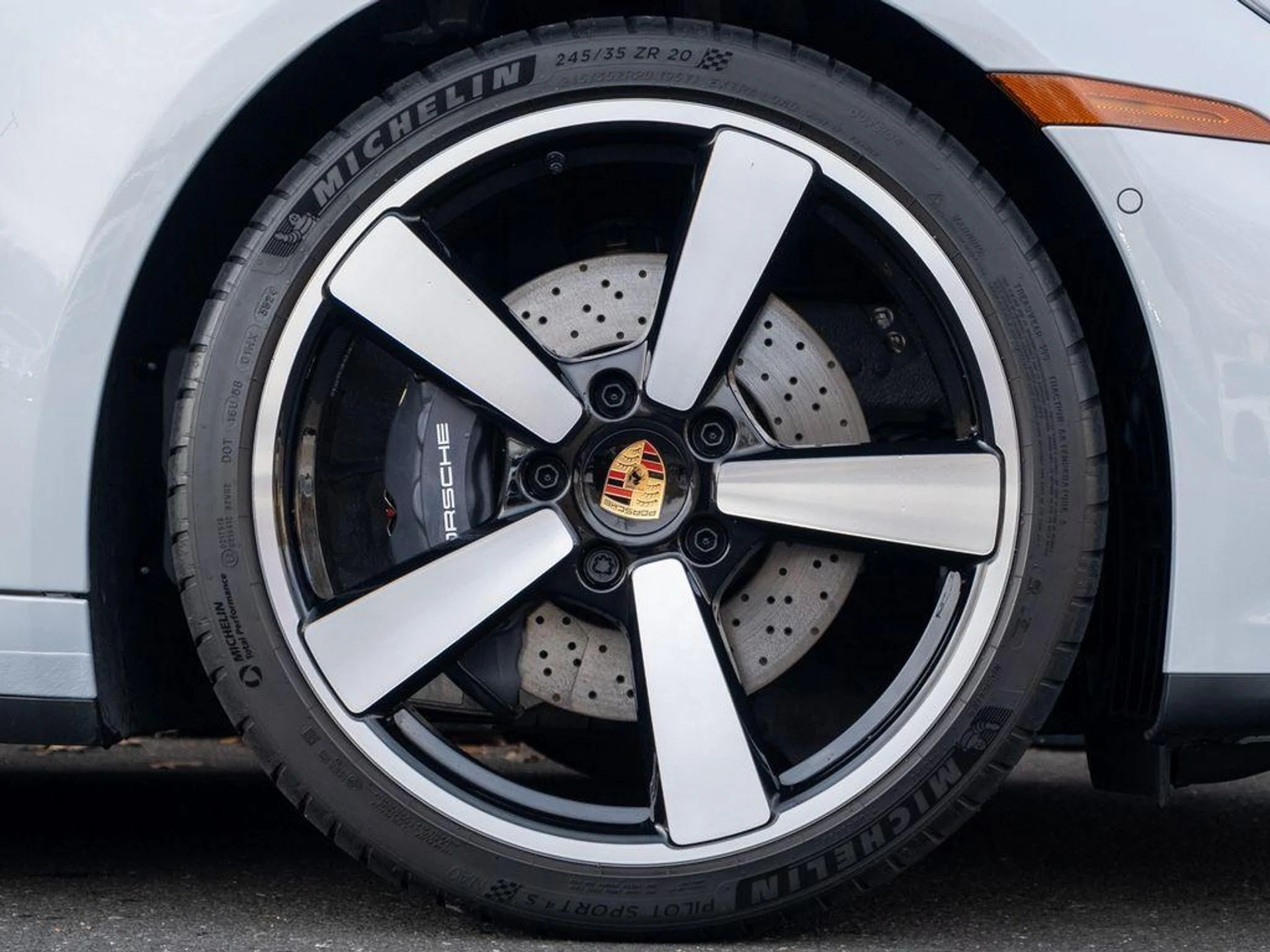 mph014_4227416468_Ut_MY_9qzp_P86_VF_3wq_E8_Zgve_Aw_KE_51cd06aa26