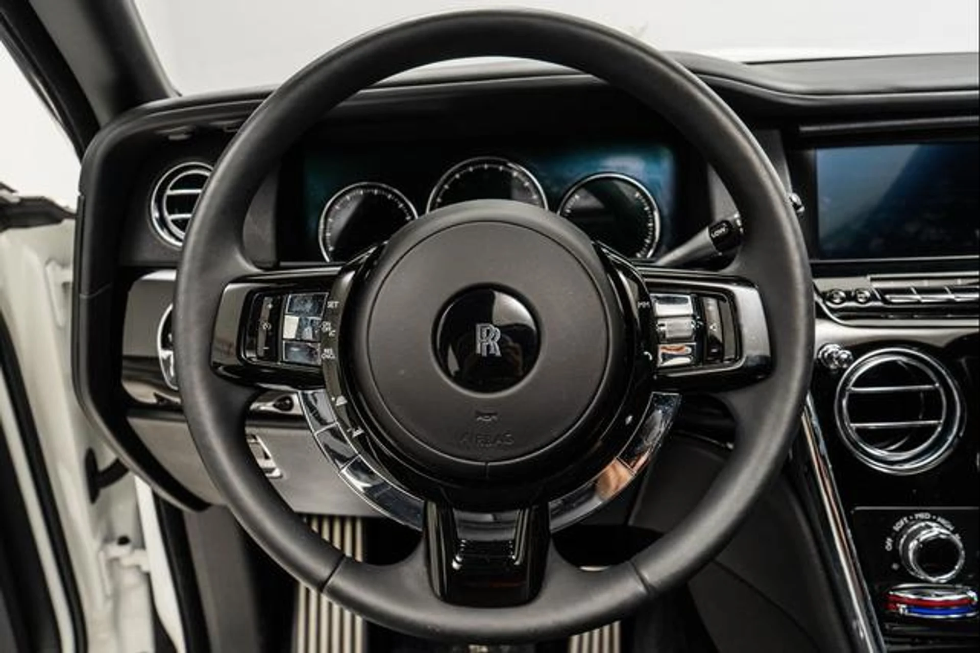 mph014_4232104950_y6_OV_2_K_Ka_Klu_I7_Cf_Jr_Xnx_B_Ft_Y_Qy_Q_3348859e18