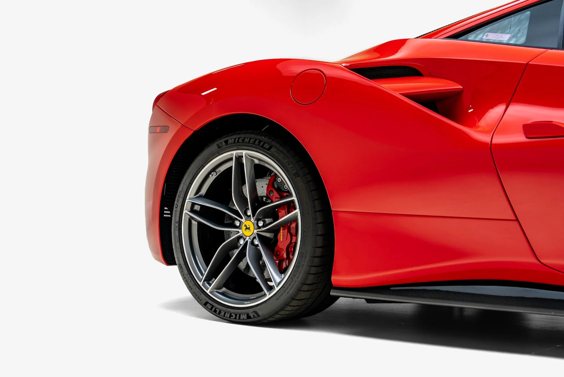 mph014_423347857_Used_2018_Ferrari_488_GTB_1785446190_3926c21d5b
