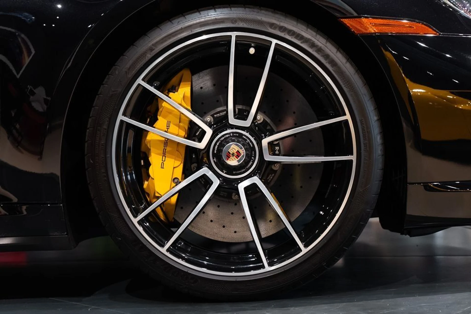 mph014_4238120744_1f98d2c5f8051dfb30d41e0ab3c80d53_b04ad21992