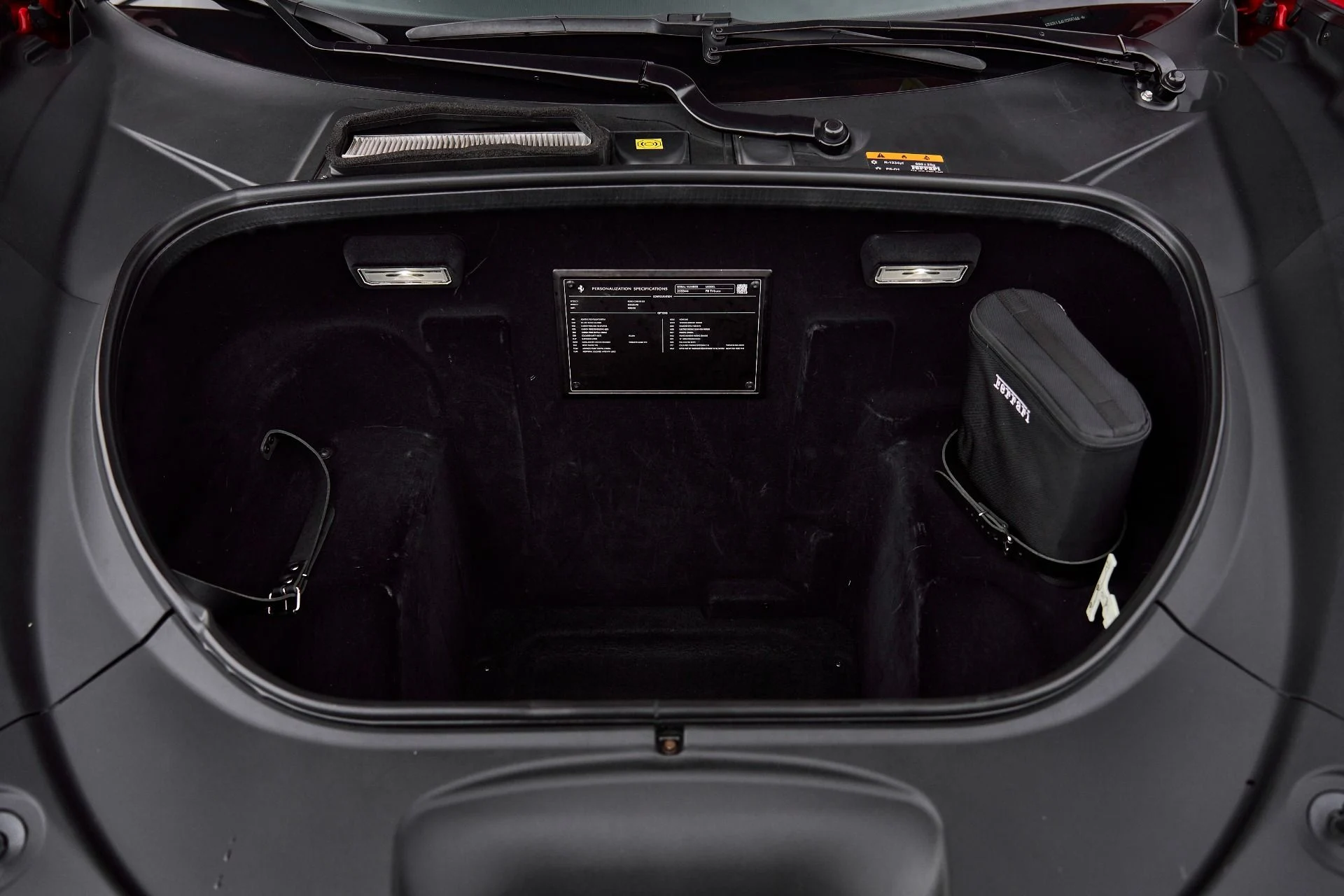 mph014_423833732_Used_2020_Ferrari_F8_Tributo_Base_1761597618_2747071630