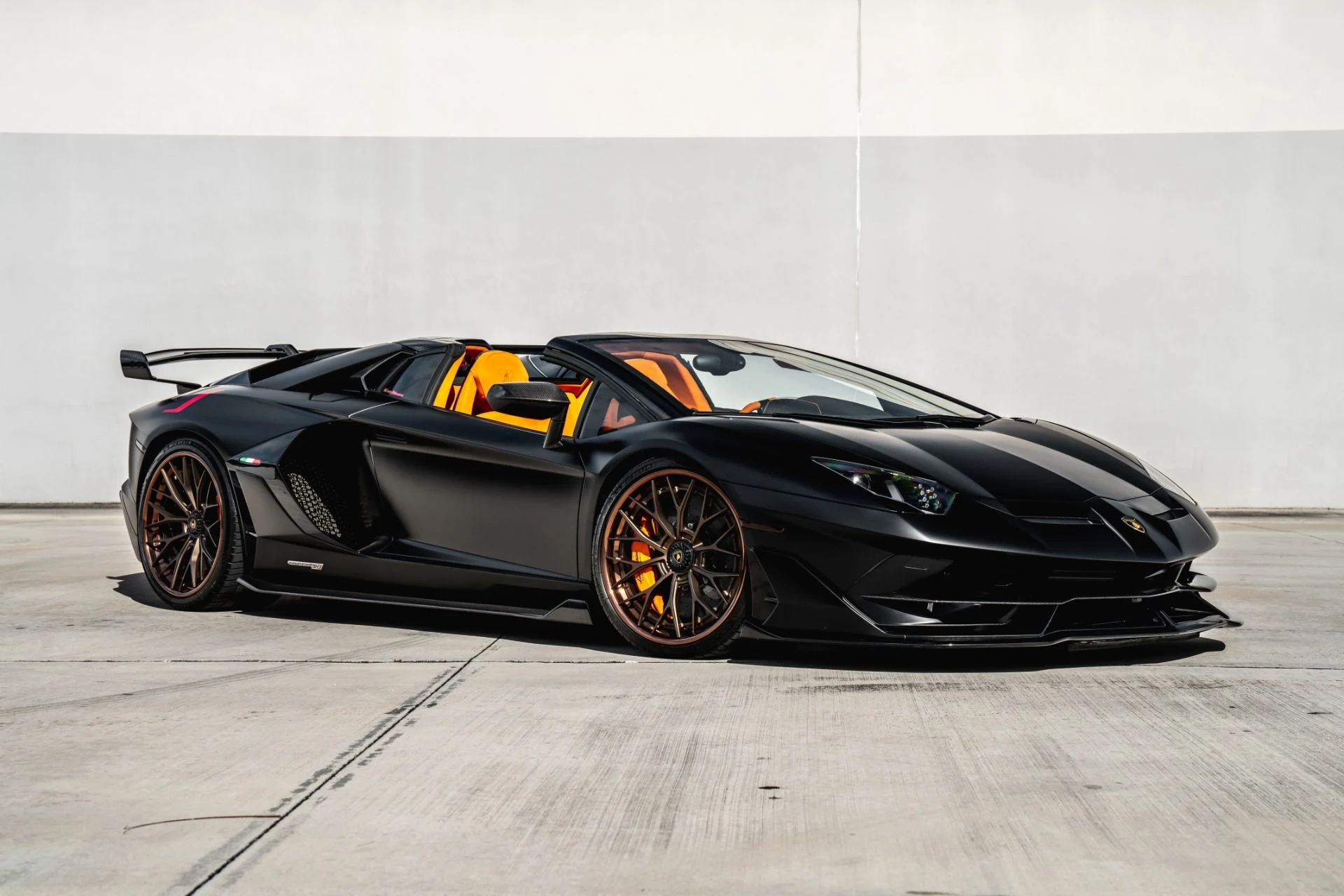 mph014_4240715554_Used_2020_Lamborghini_Aventador_SVJ_w_Hermes_Orange_Factory_Interior_Over_110_K_in_Options80_K_in_Mods_1672876014_1a32502ec6