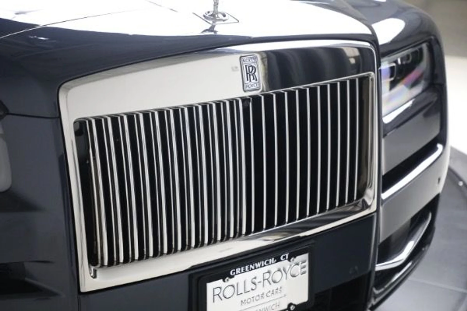 mph014_4246722658_Used_2022_Rolls_Royce_Cullinan_77164b4520